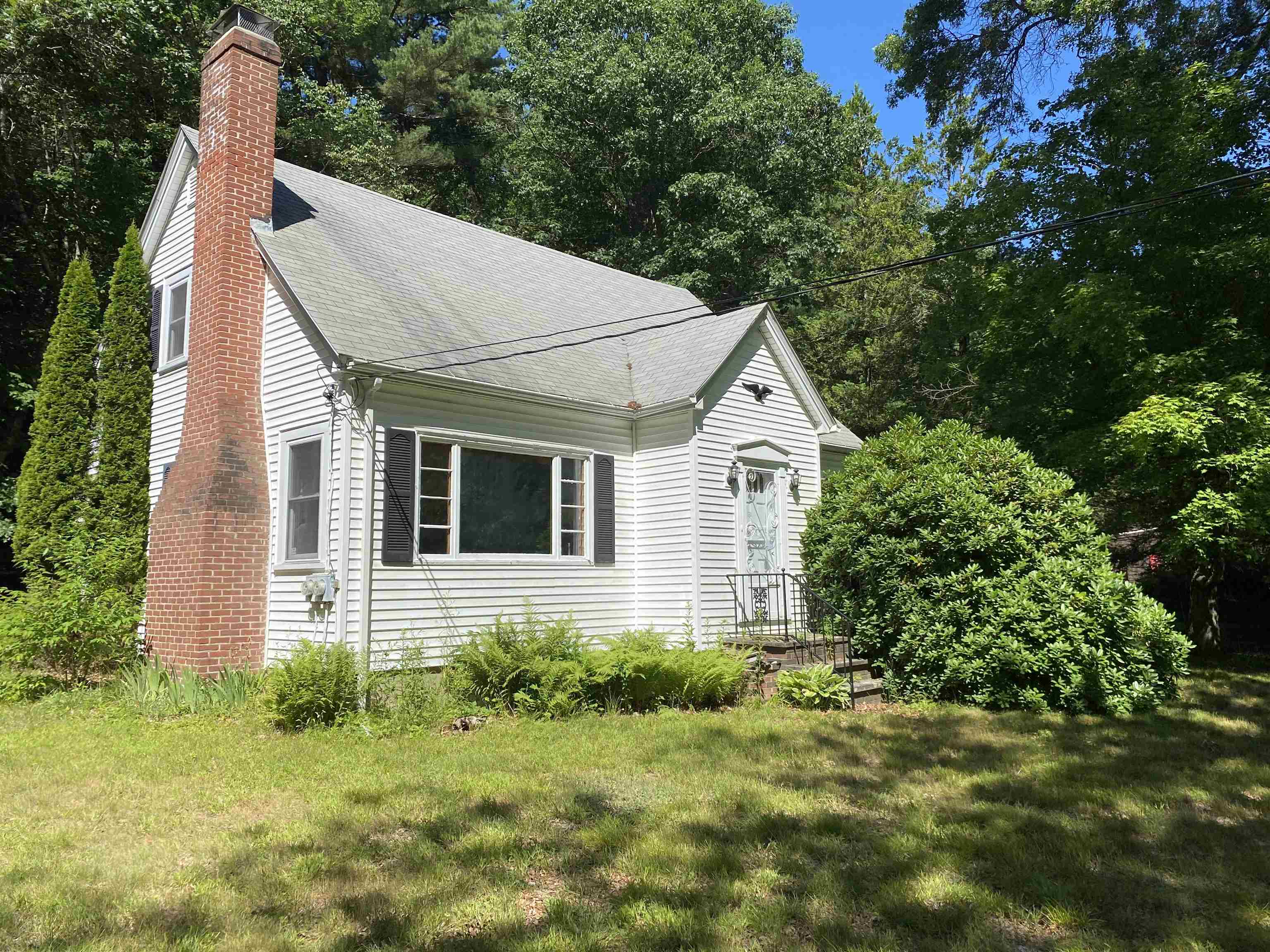 110 Exeter Road Newmarket, NH Photo