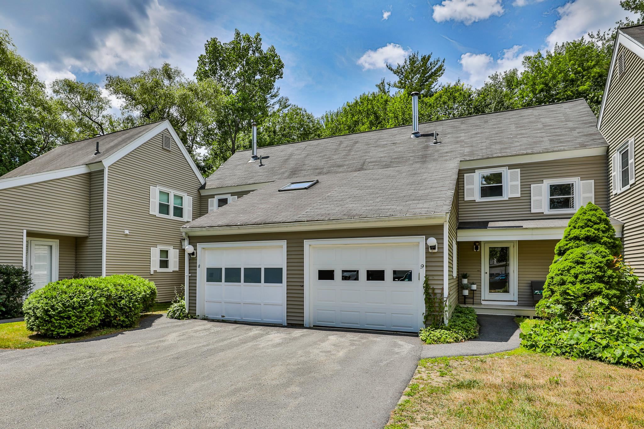 9 Winding Pond Road Londonderry, NH Photo