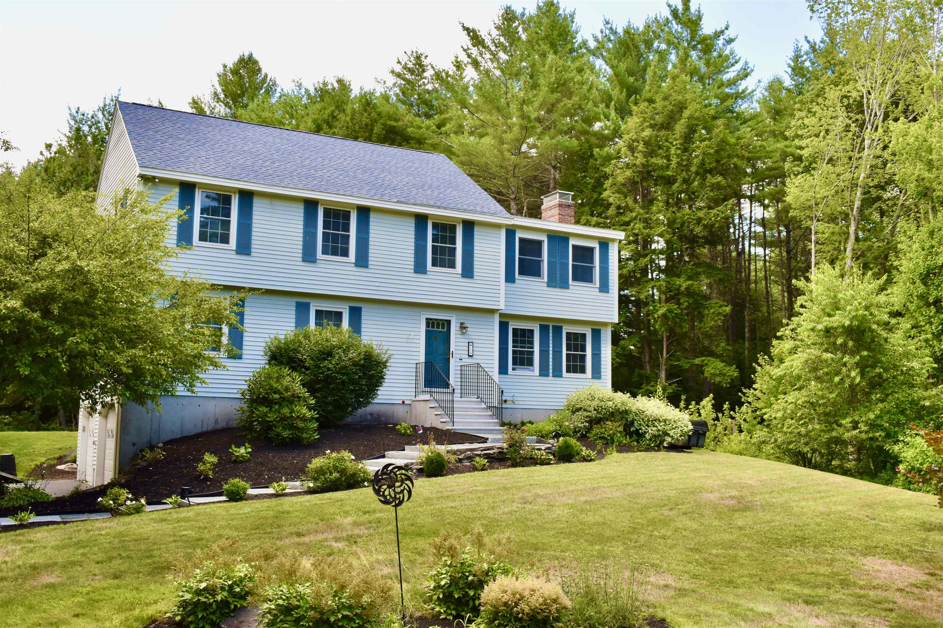 18 Westminster Lane Merrimack, NH Photo