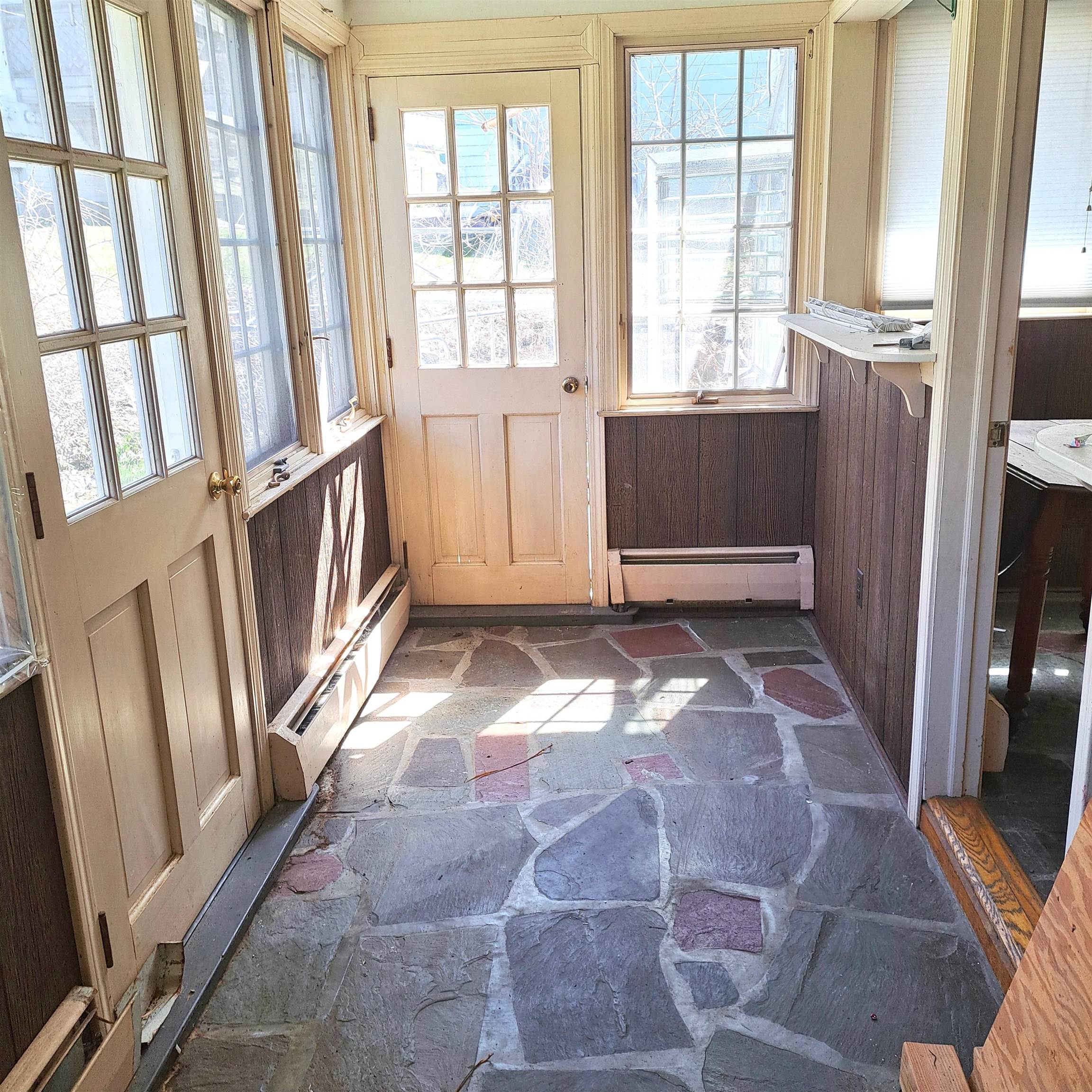 Closed-in porch