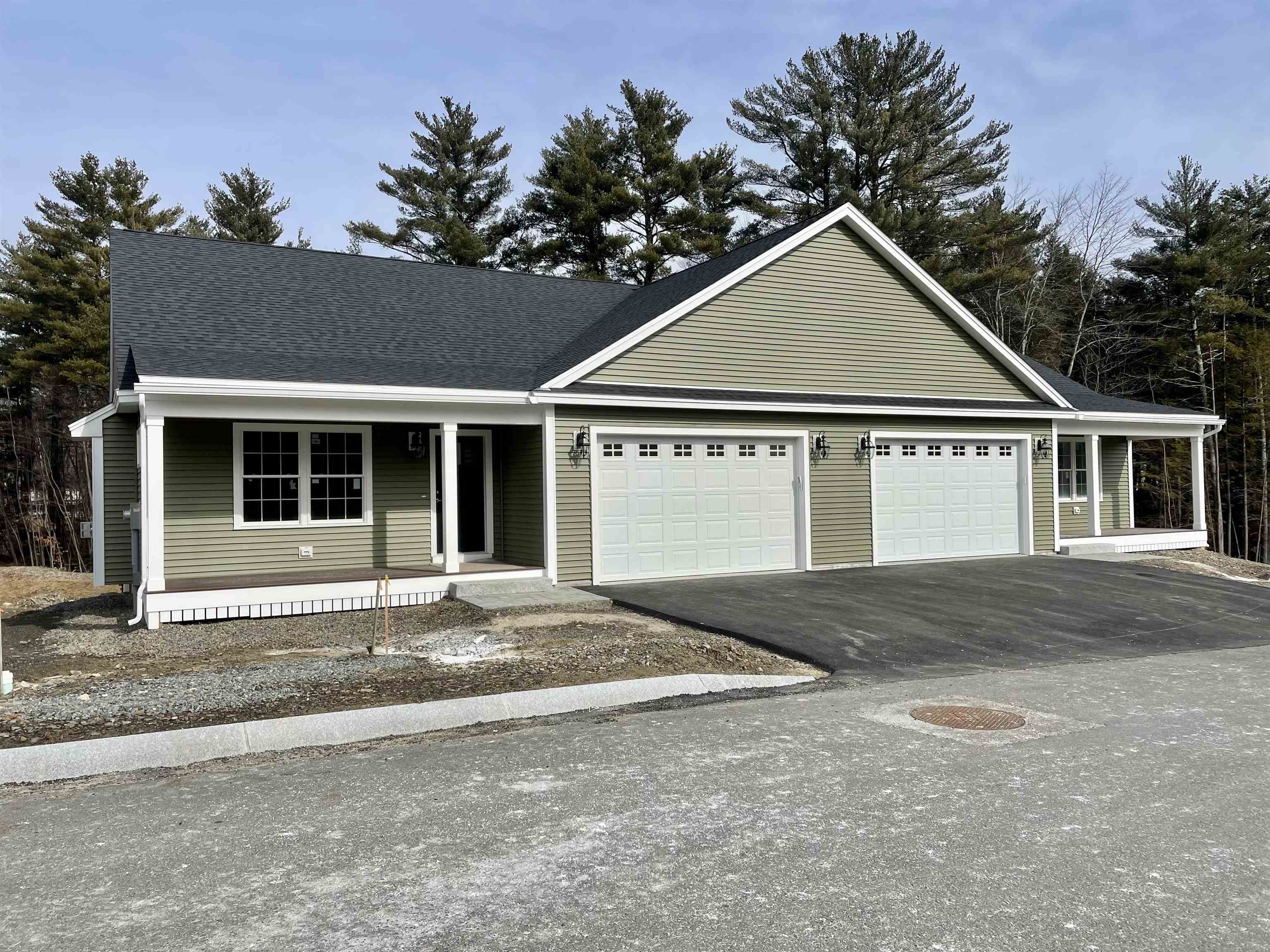 Photo of 4A Balsam Drive Epping NH 03042