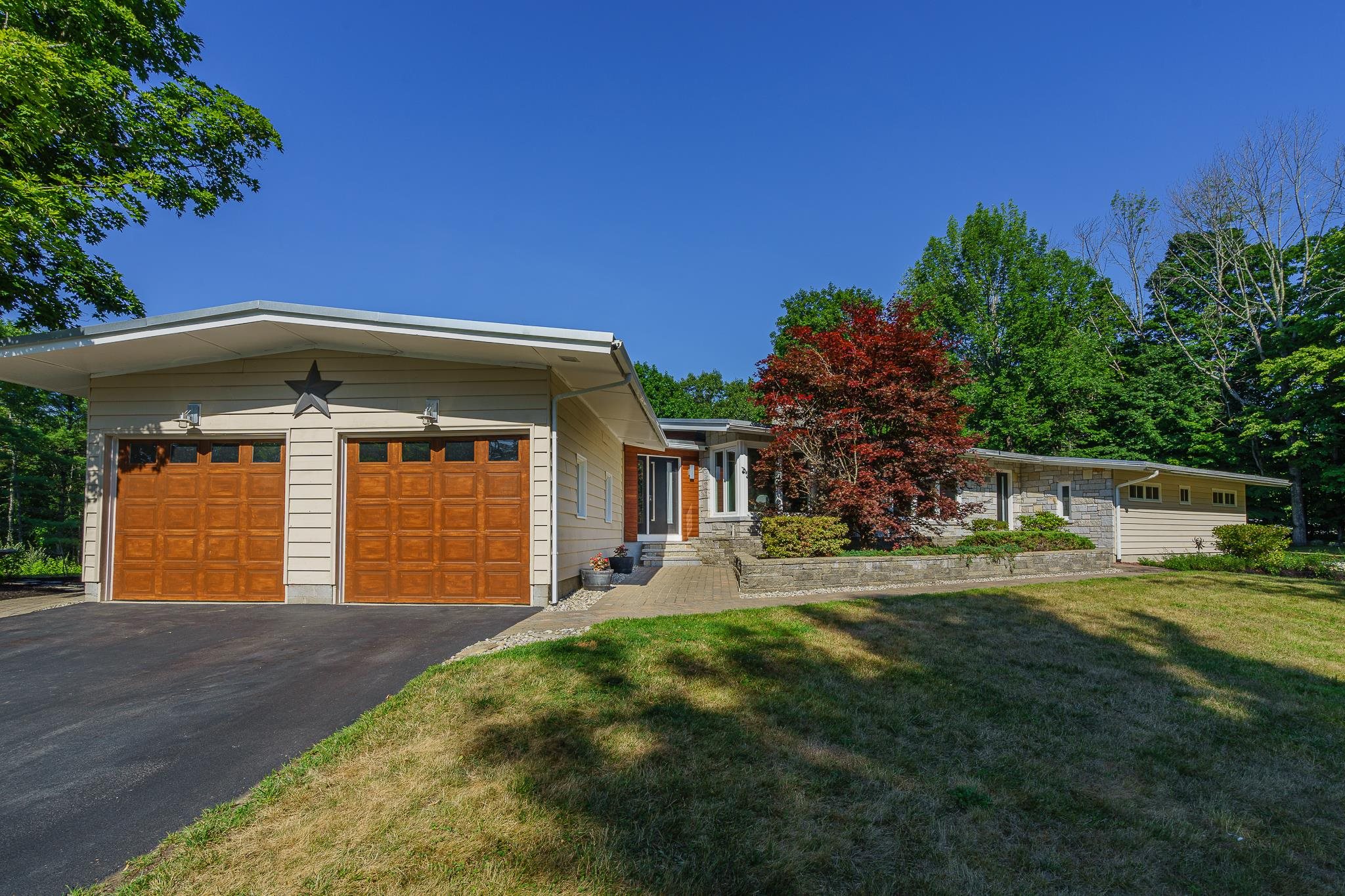 328 Wallace Road, Bedford, NH 03110 NEREN