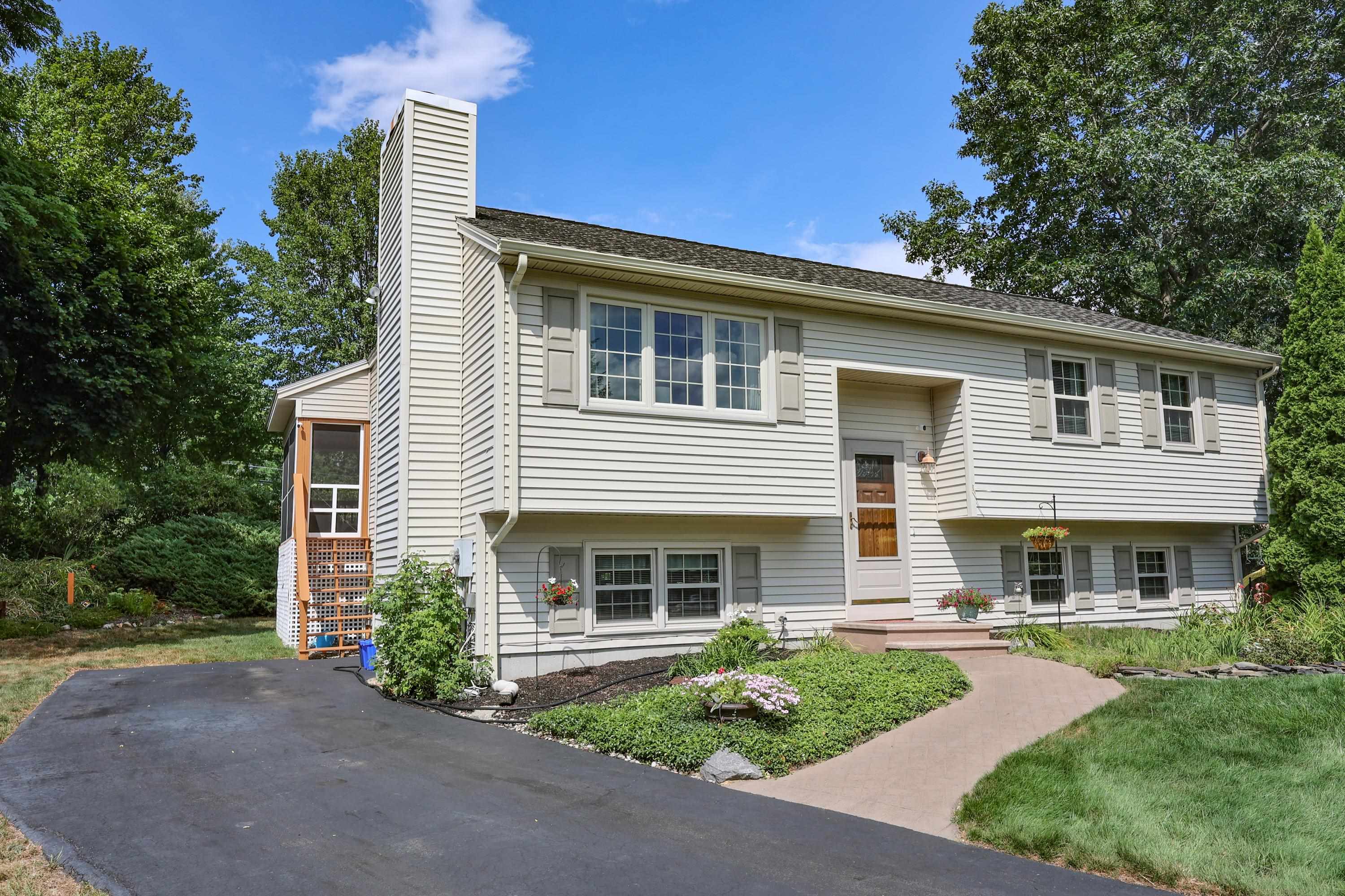 11 Loon Avenue, Concord, NH 03303 NEREN