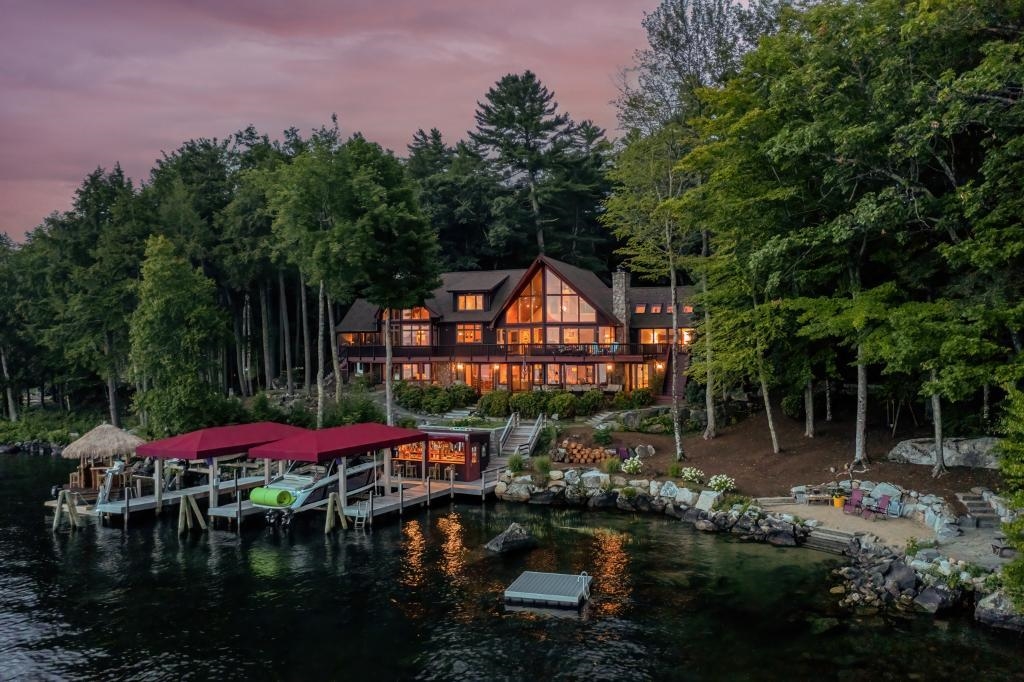 ALTON NH  NH waterfront Lake House for sale $$6,500,000 | $1,297 per sq.ft.