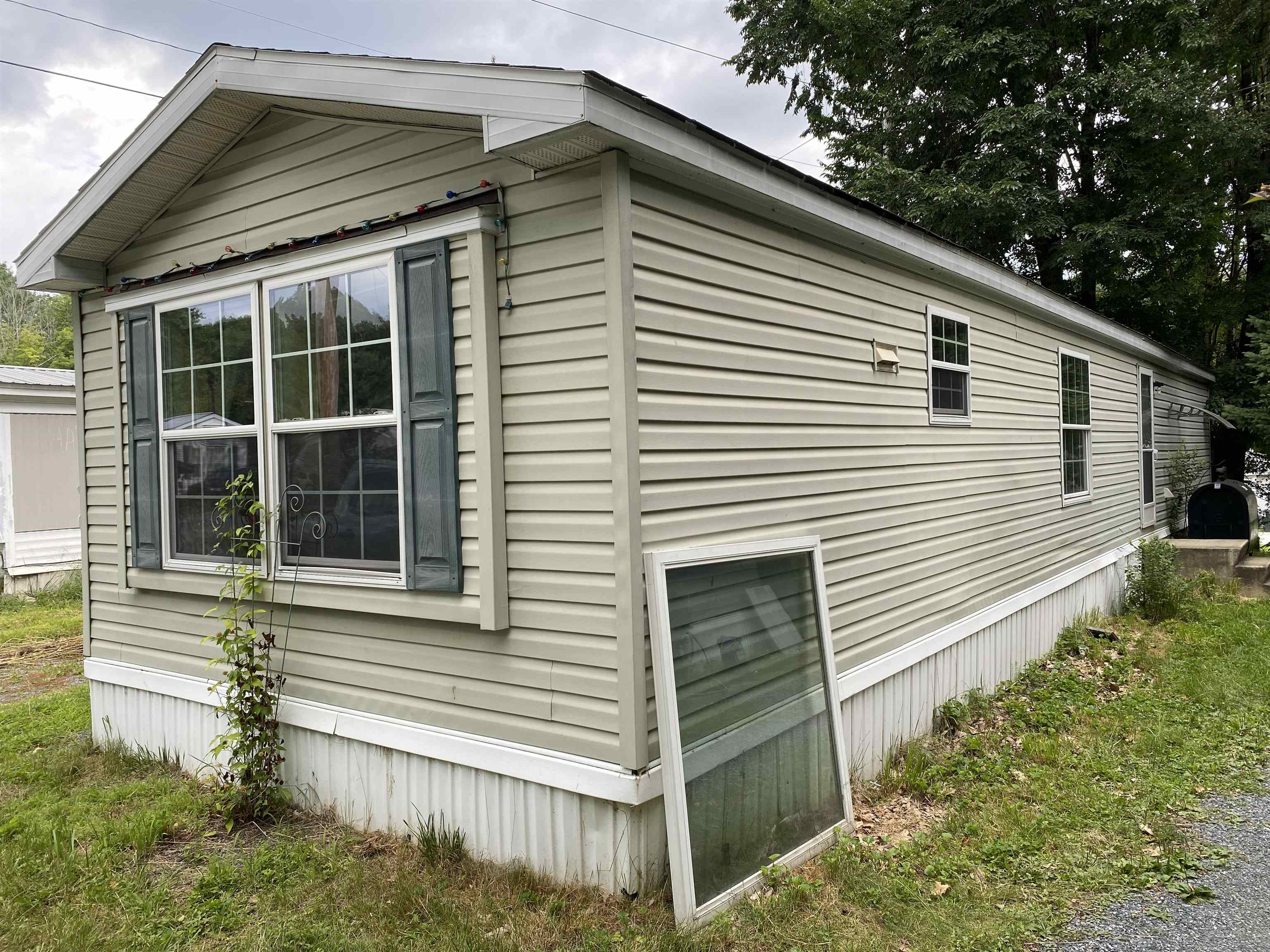 Hartford Vermont Mobile Homes For Sale page 1