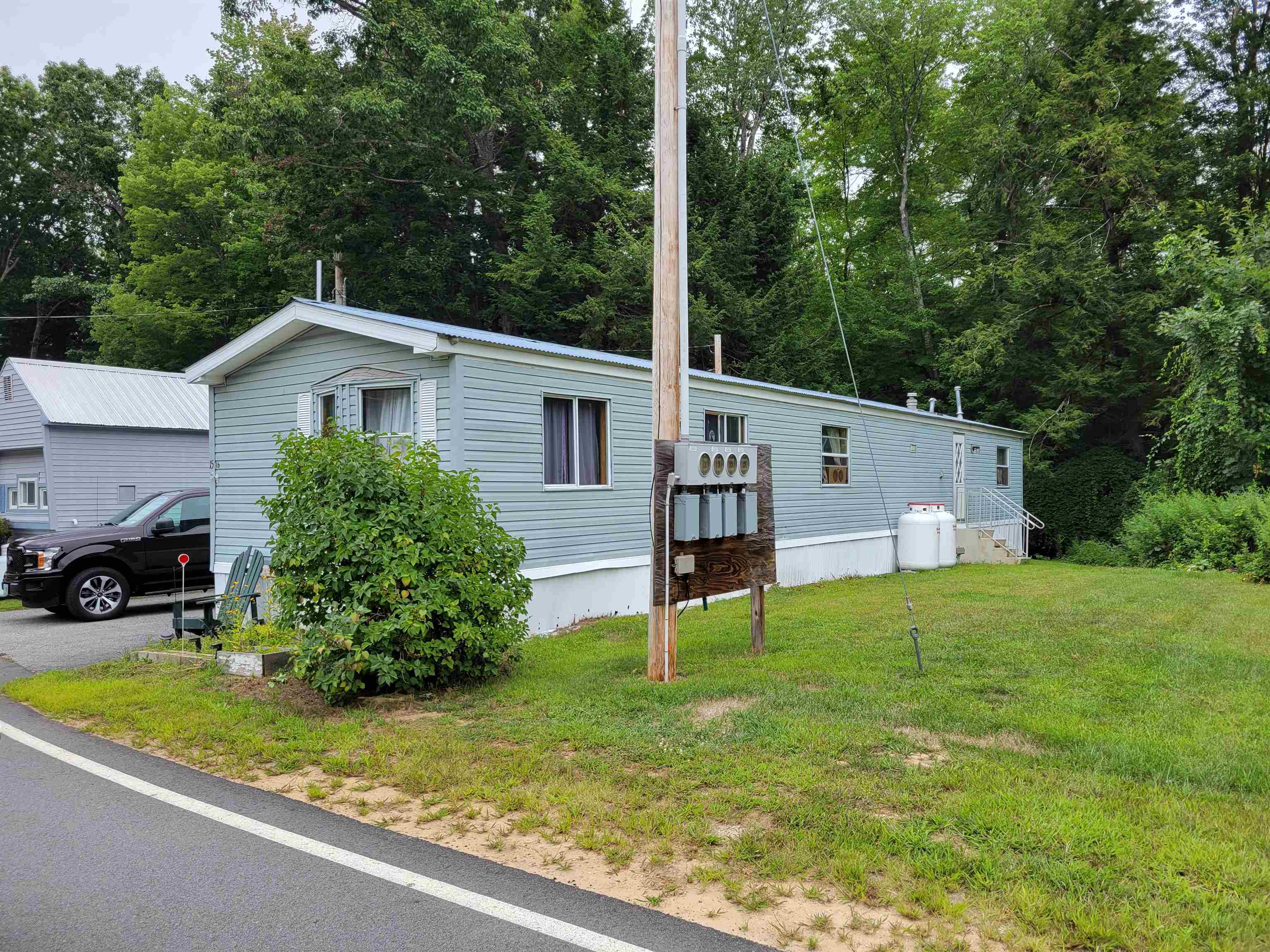 GILFORD NH Mobile-Manufacured Home for sale $$85,000 | $89 per sq.ft.