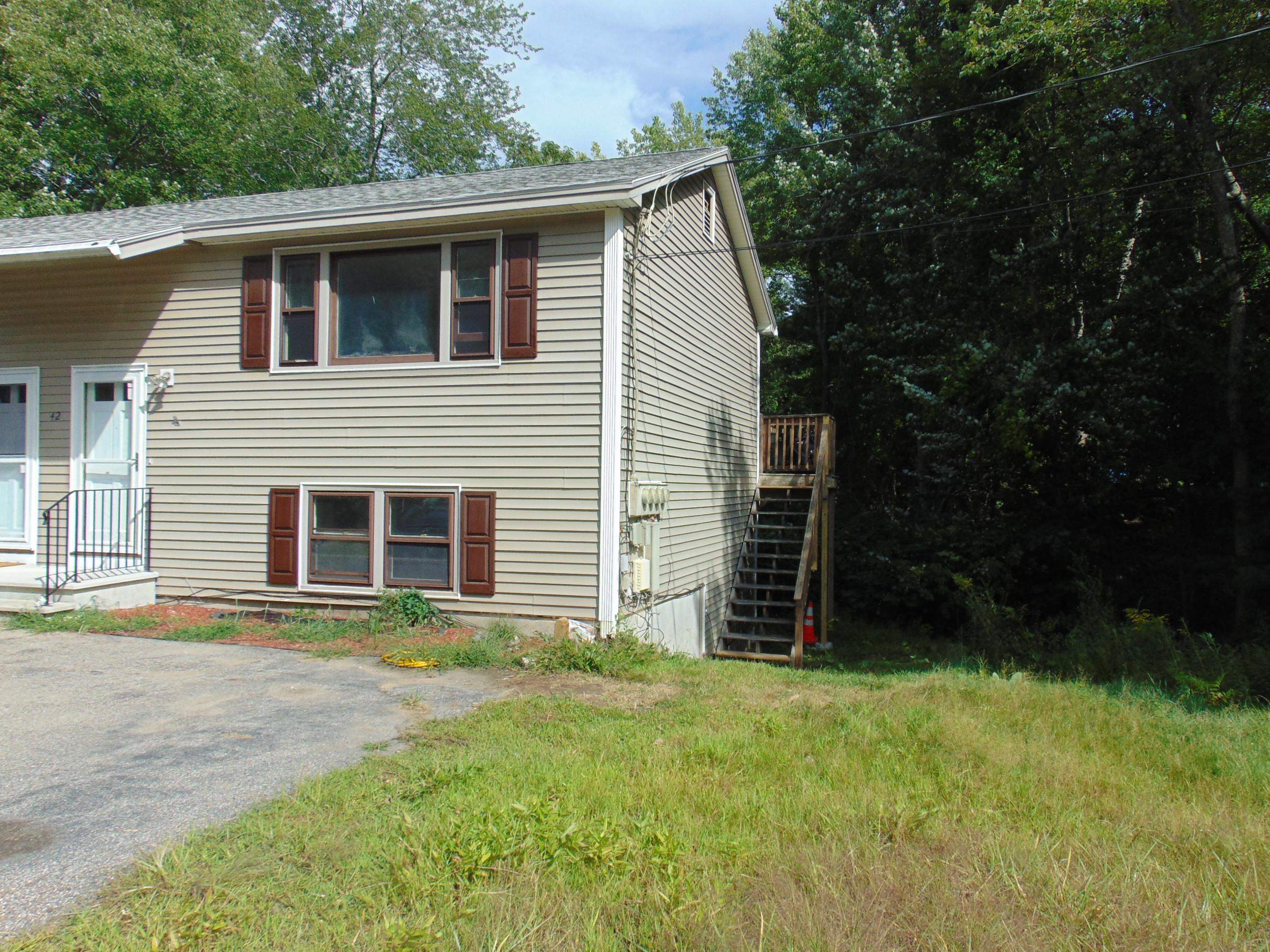 42R Derryfield Road Derry, NH Photo