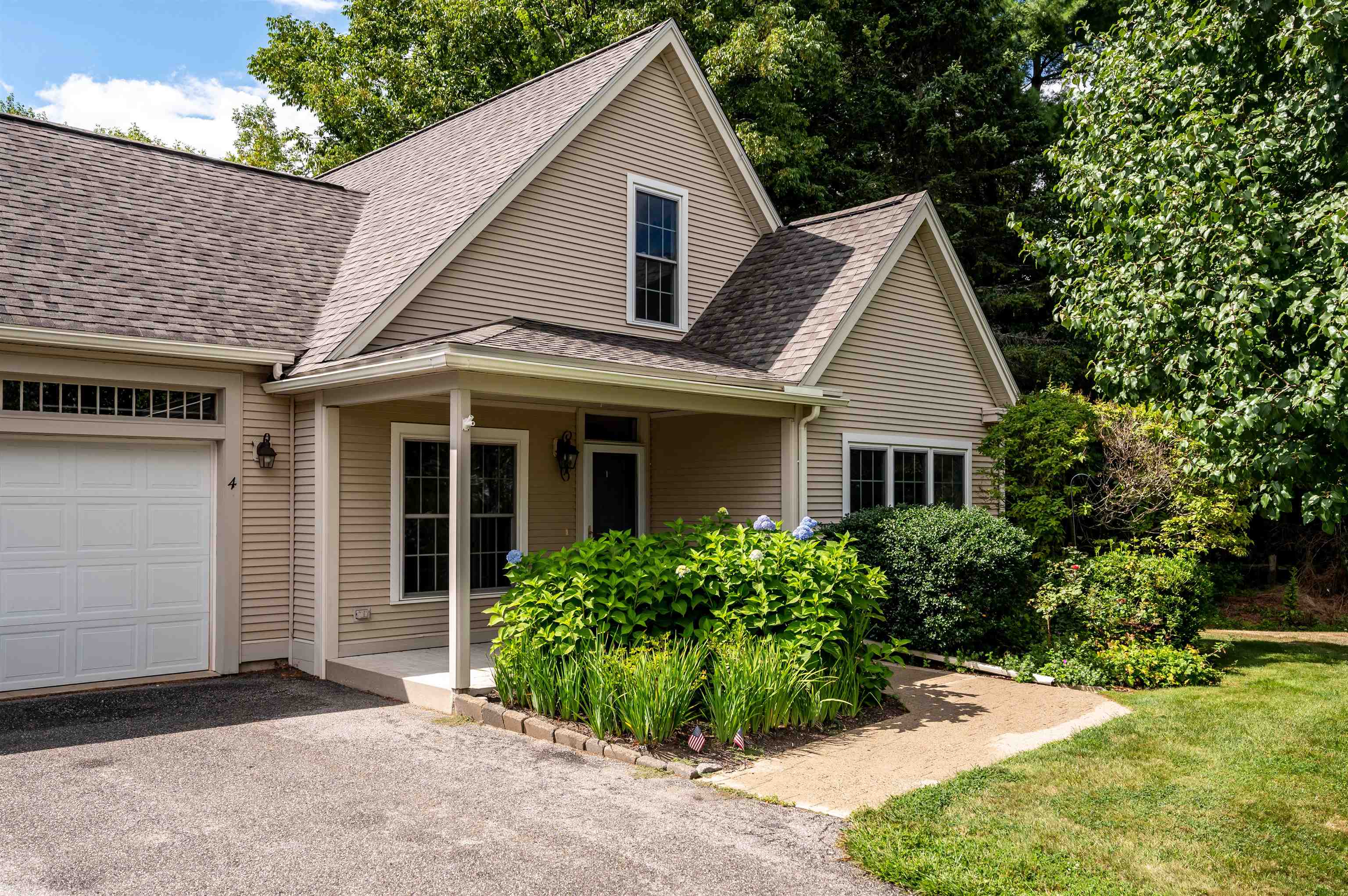 4 Fitts Farm Drive, Durham, NH 03824 NEREN