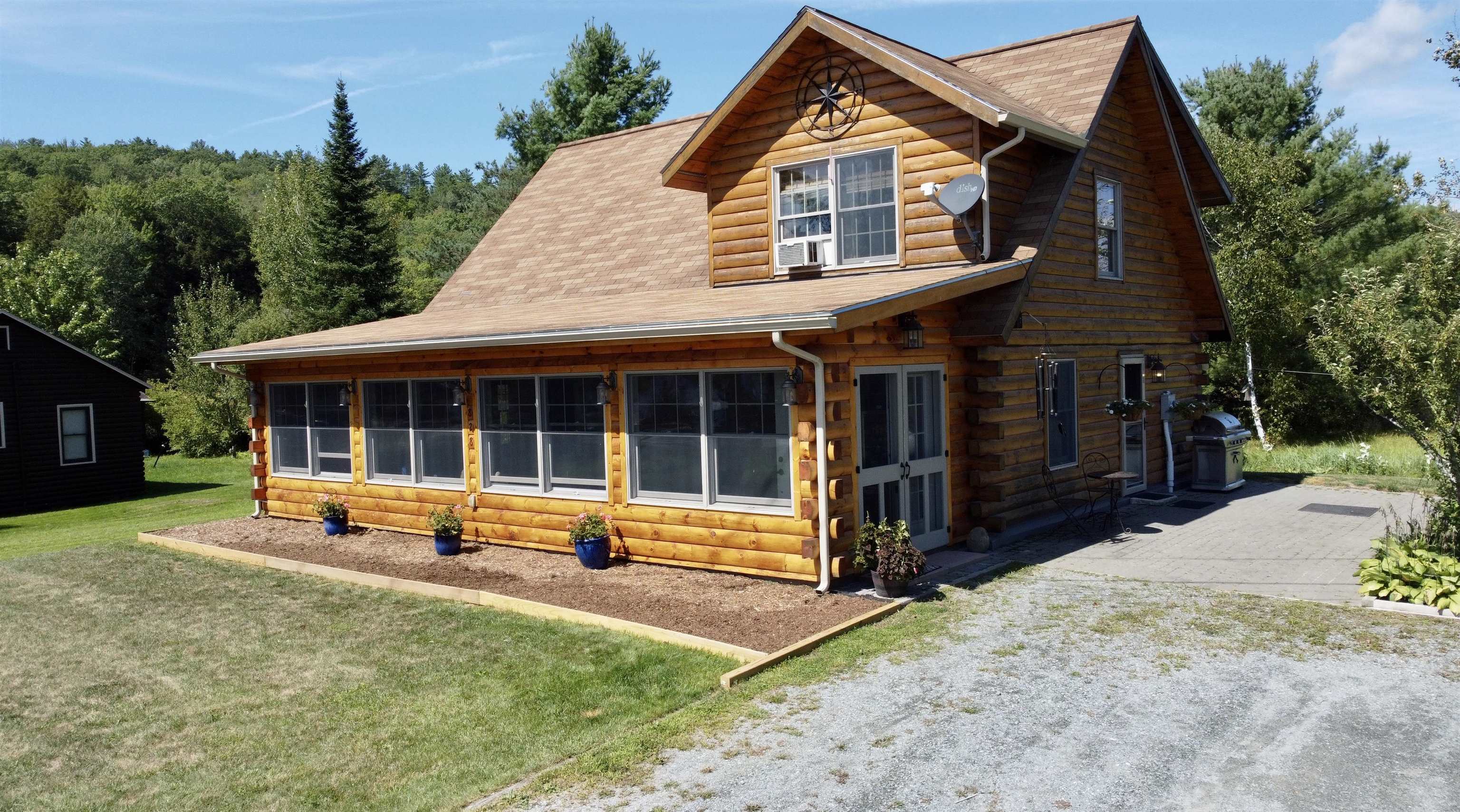 828 Halls Lake Road, Newbury, VT 05051 NEREN