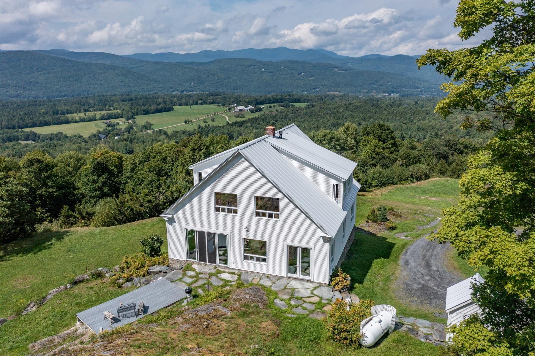 Photo of 884 Palmer Hill Road Waitsfield VT 05673