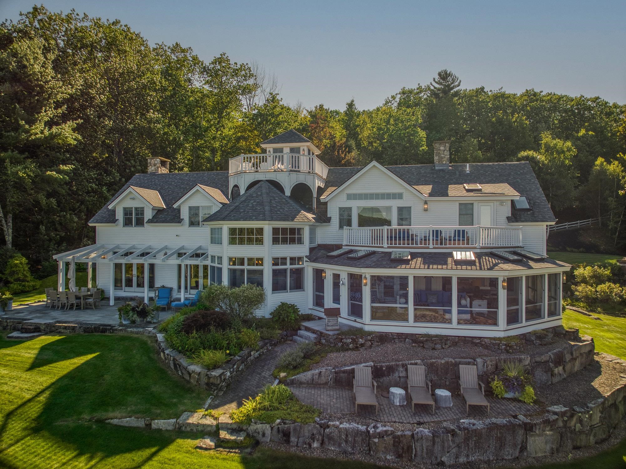 ALTON NH  NH waterfront Lake House for sale $$8,100,000 | $1,278 per sq.ft.