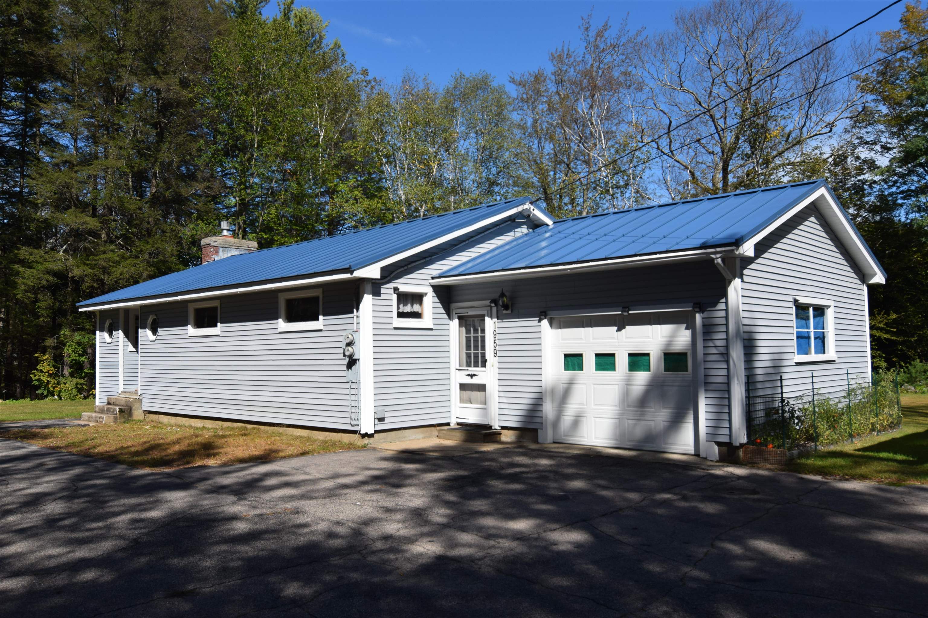 1959 West Side Road Conway, NH |  Photo