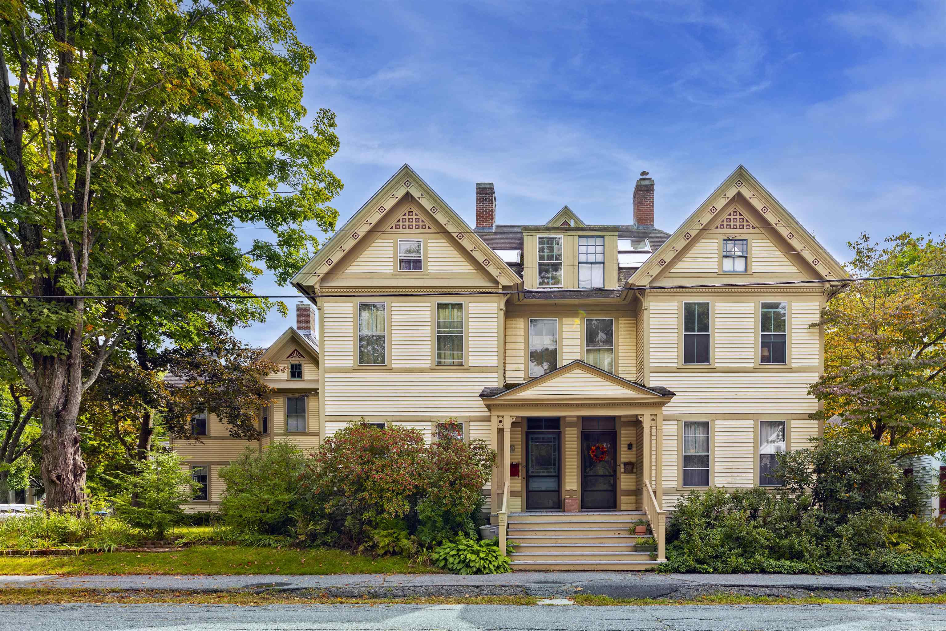 Lebanon New Hampshire Condos For Sale page 1