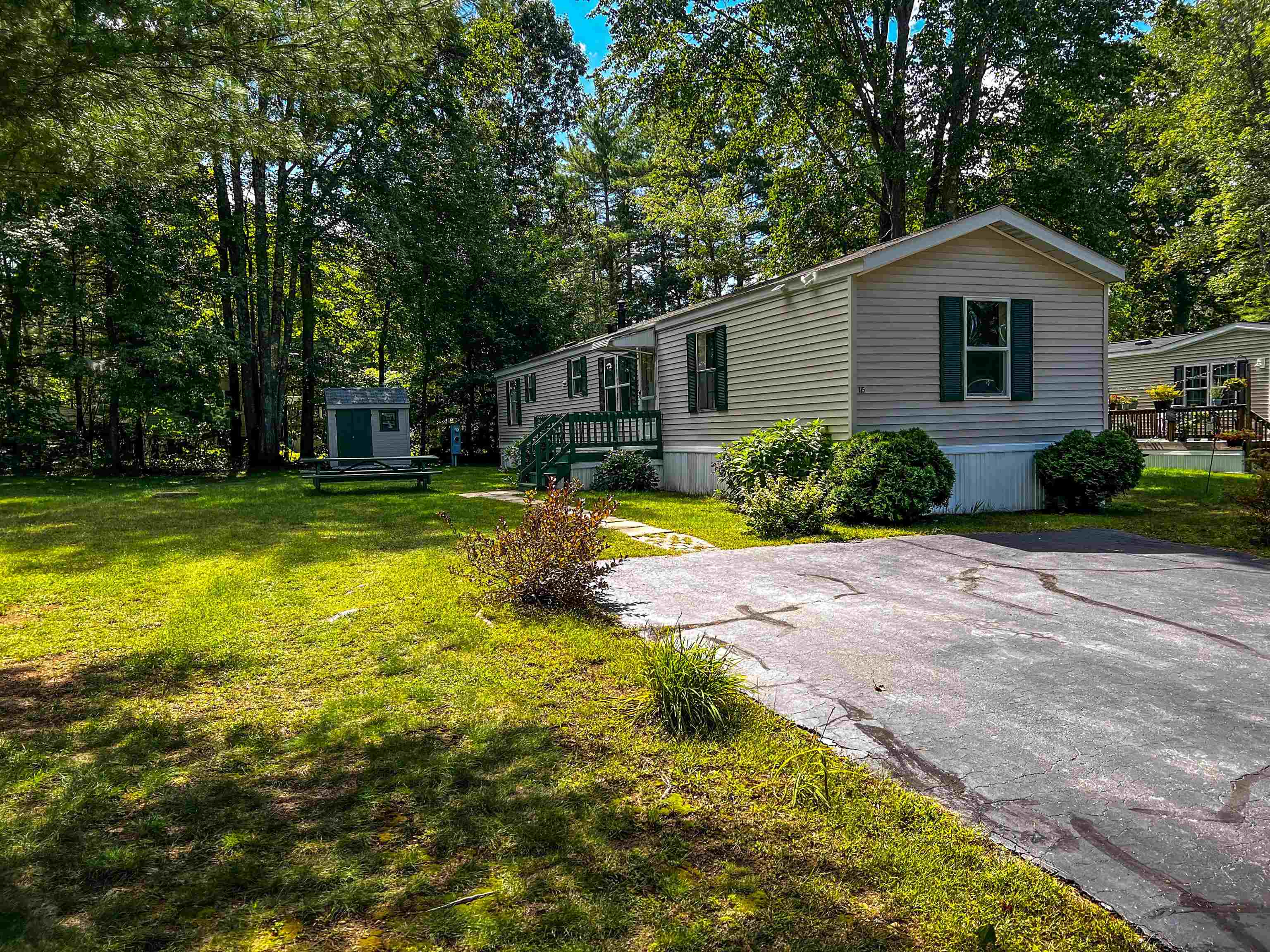 115 Colonial Village Somersworth, NH Photo