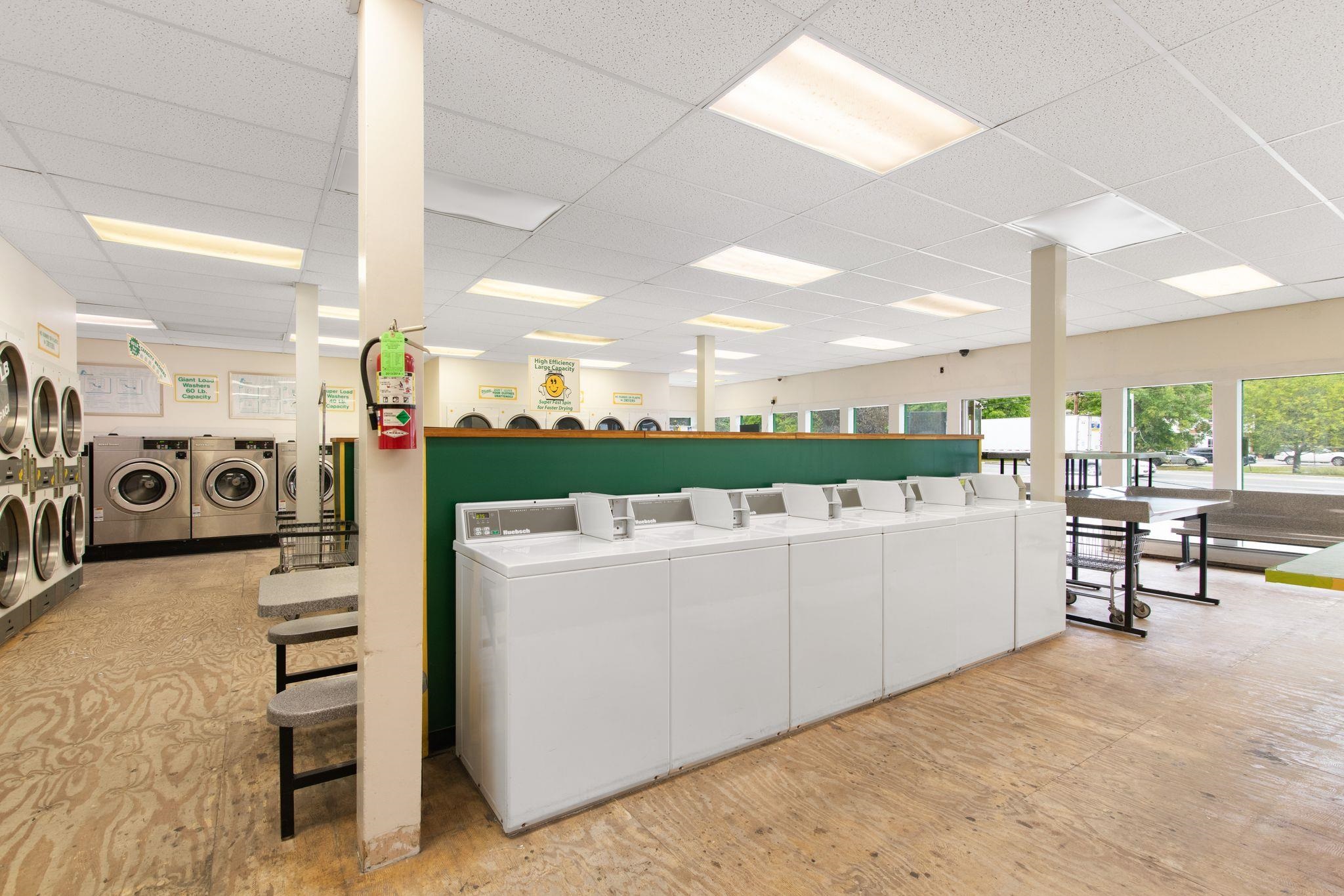 "Laundromat" building is approx. 2000 sq feet