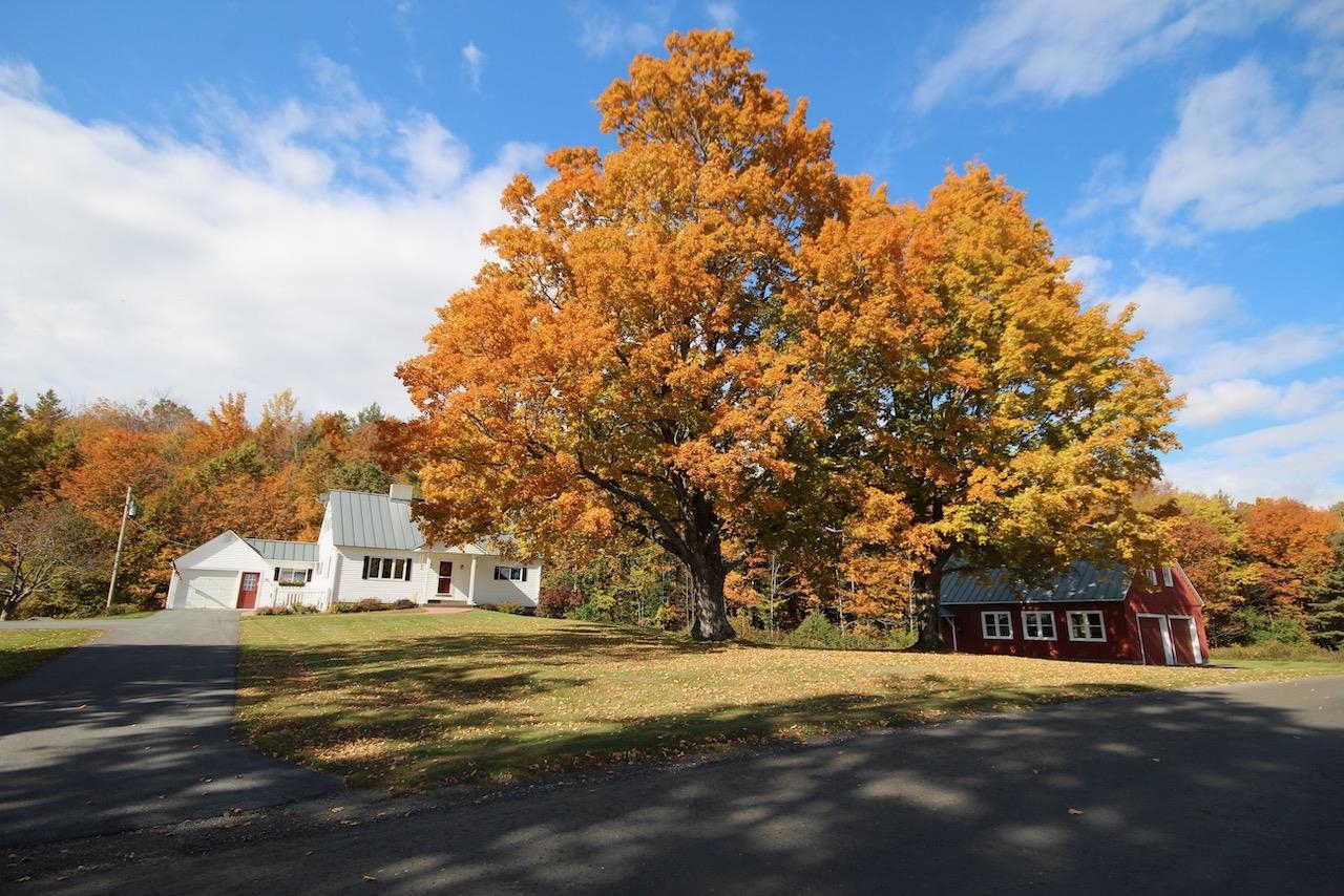 Ascutney Weathersfield Vermont Homes For Sale page 1