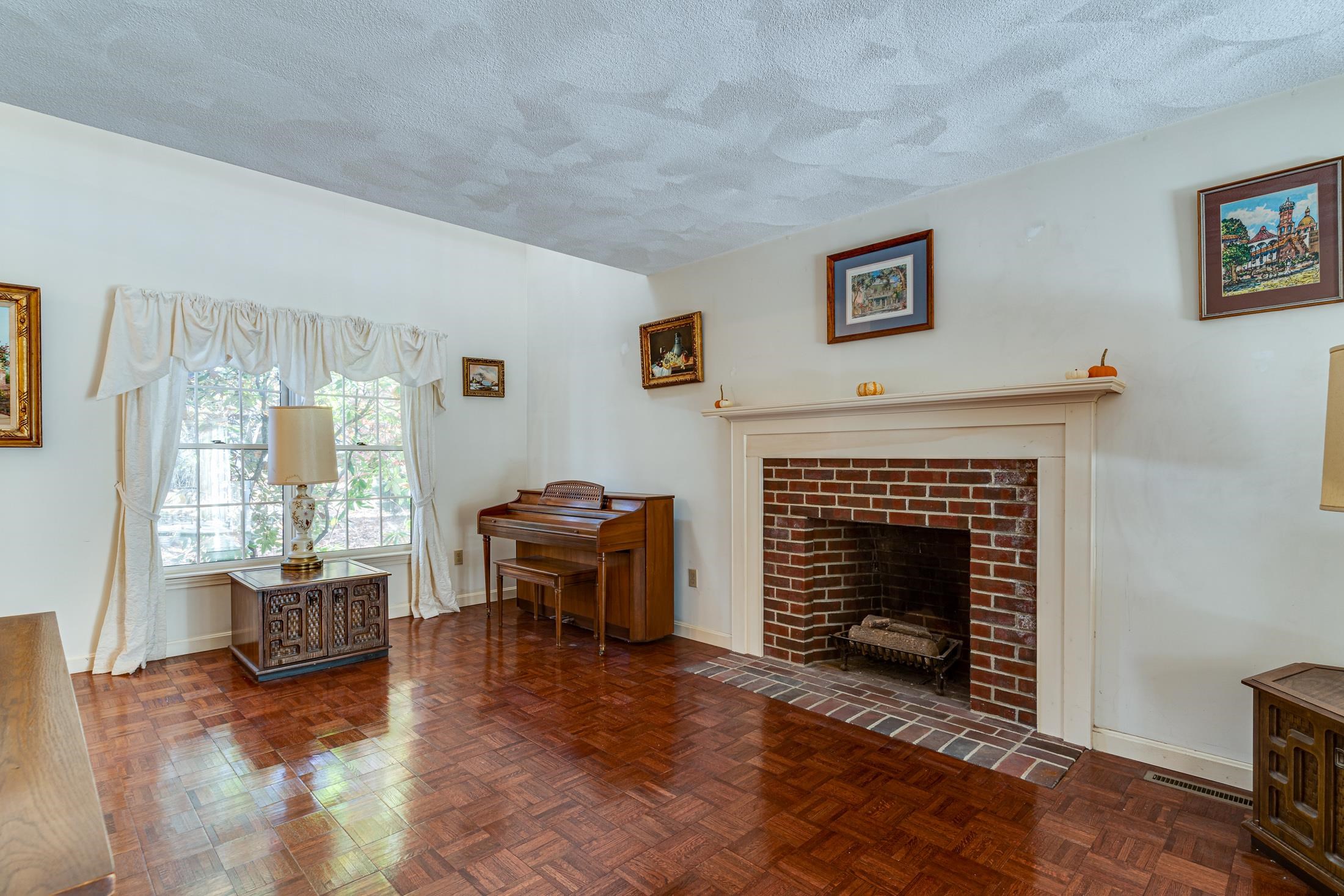 24 STRATHAM GREEN ROAD, Stratham, NH 03885 PrimeMLS