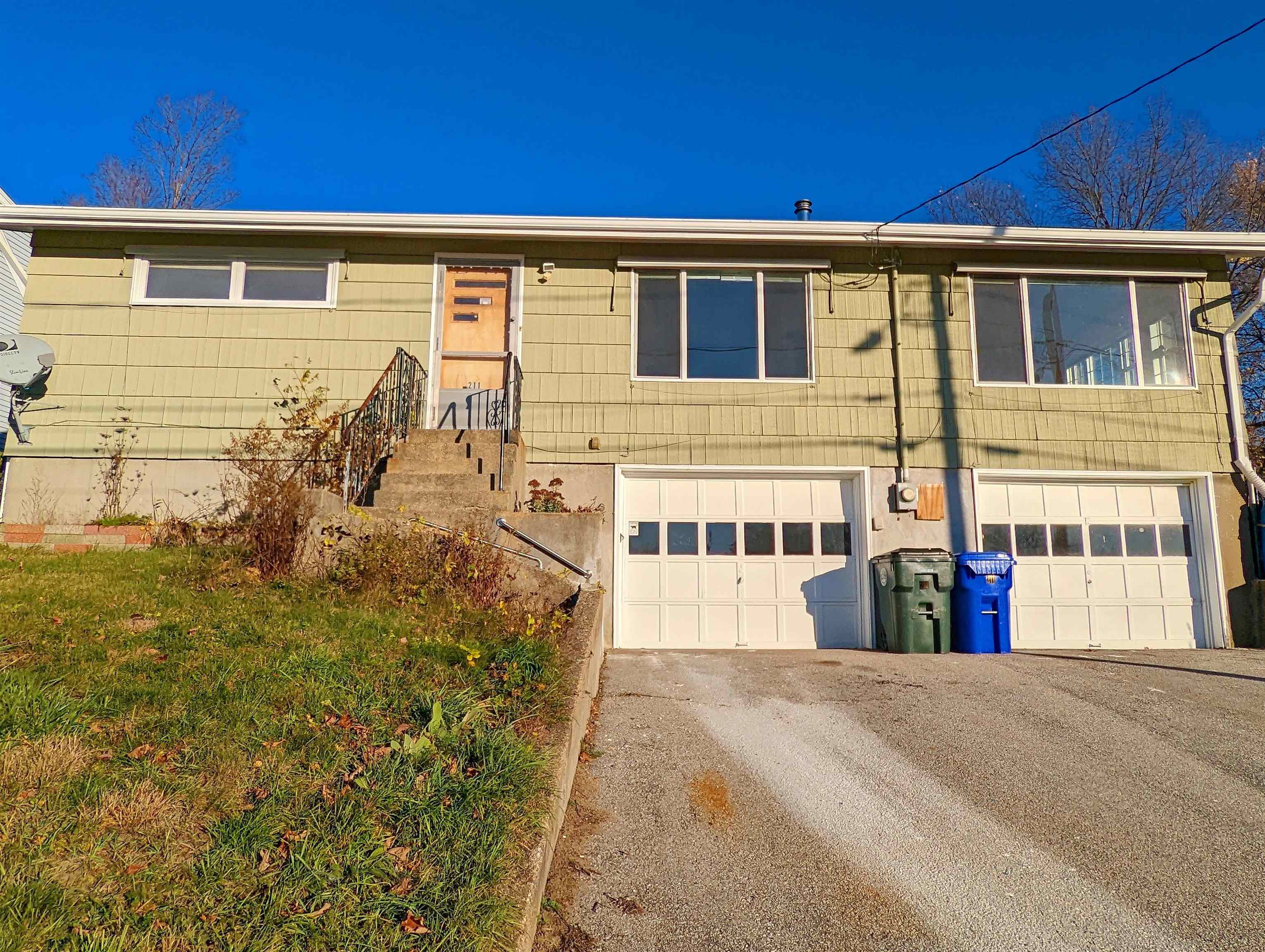 211 Rhode Island Avenue , Manchester, NH MLS 4936228 Classic Homes