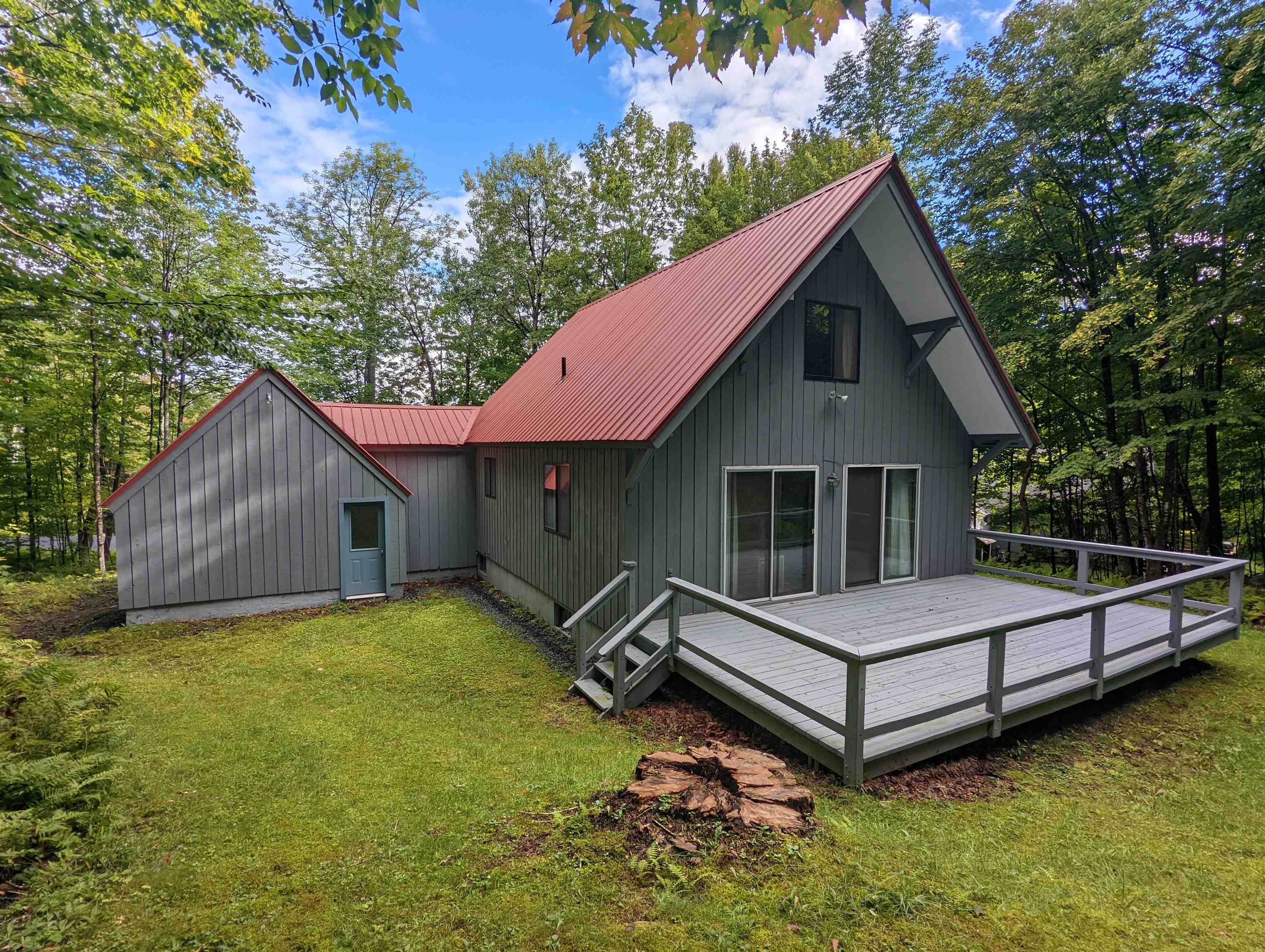 10 Maple Hill Loop, Dover, VT 05356