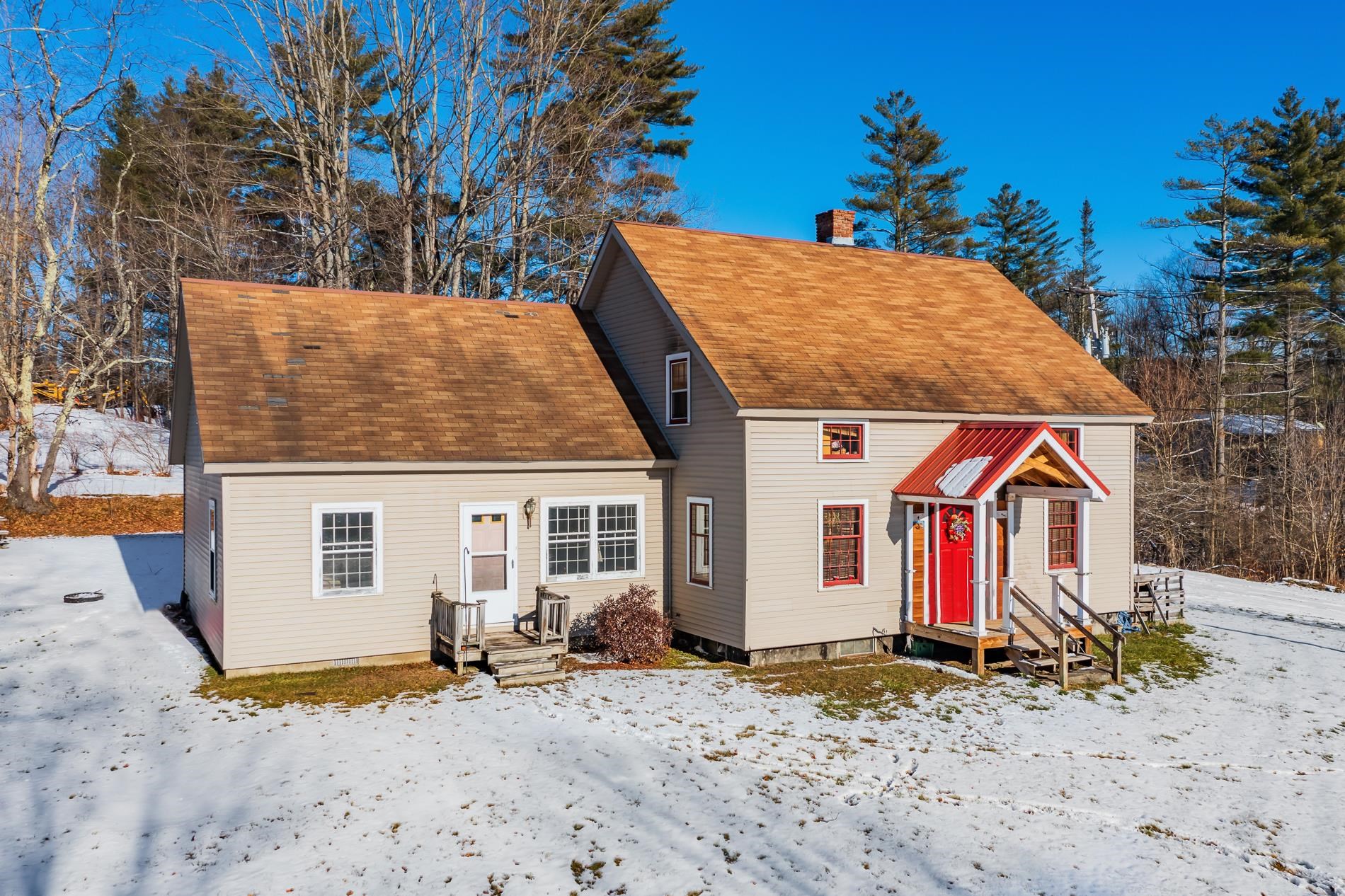 For Sale 107 Pond Street, Londonderry, VT 05155 4 Beds / 2 Full