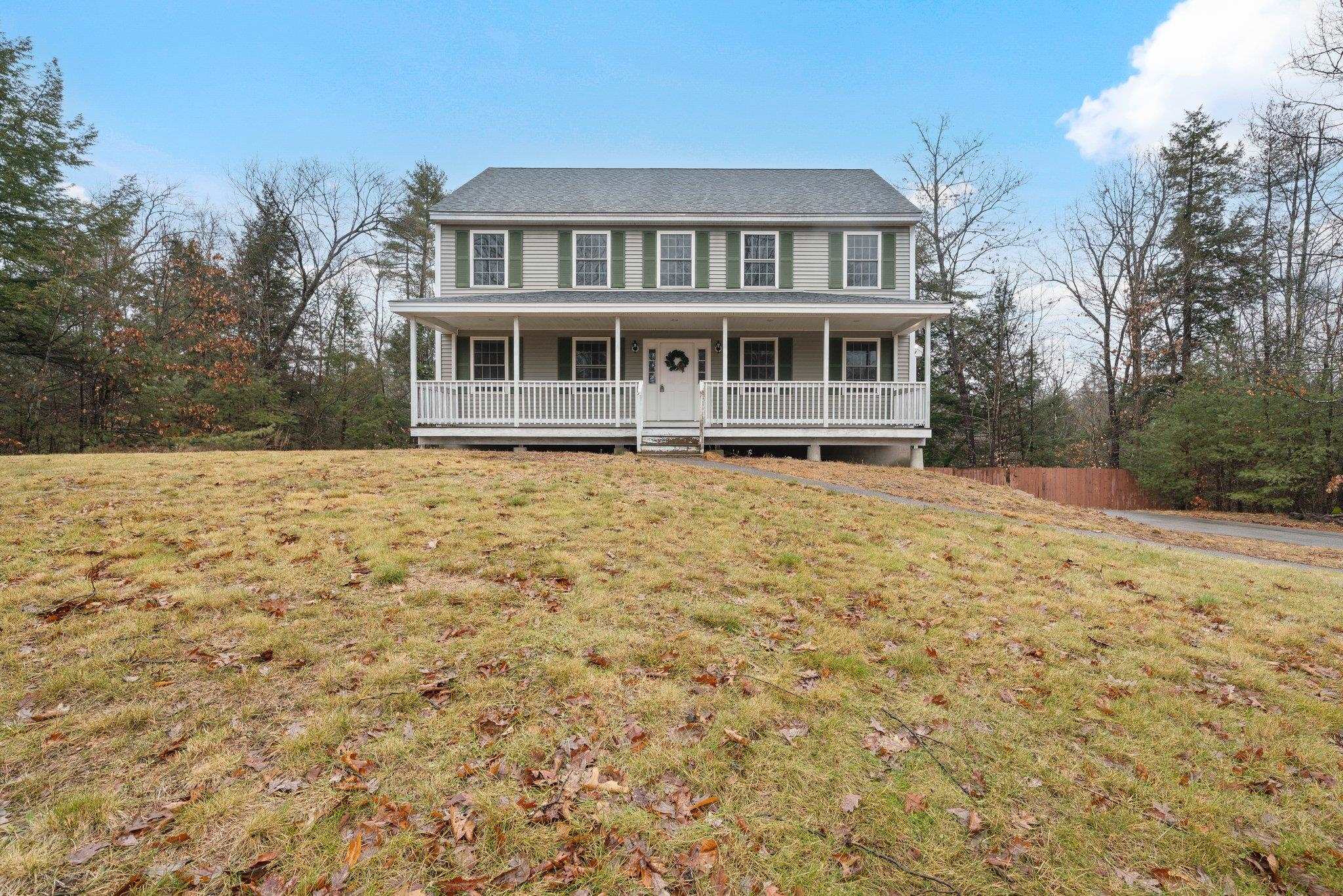 42 Eastman Way , Weare, NH MLS 4940241 Classic Homes Realty