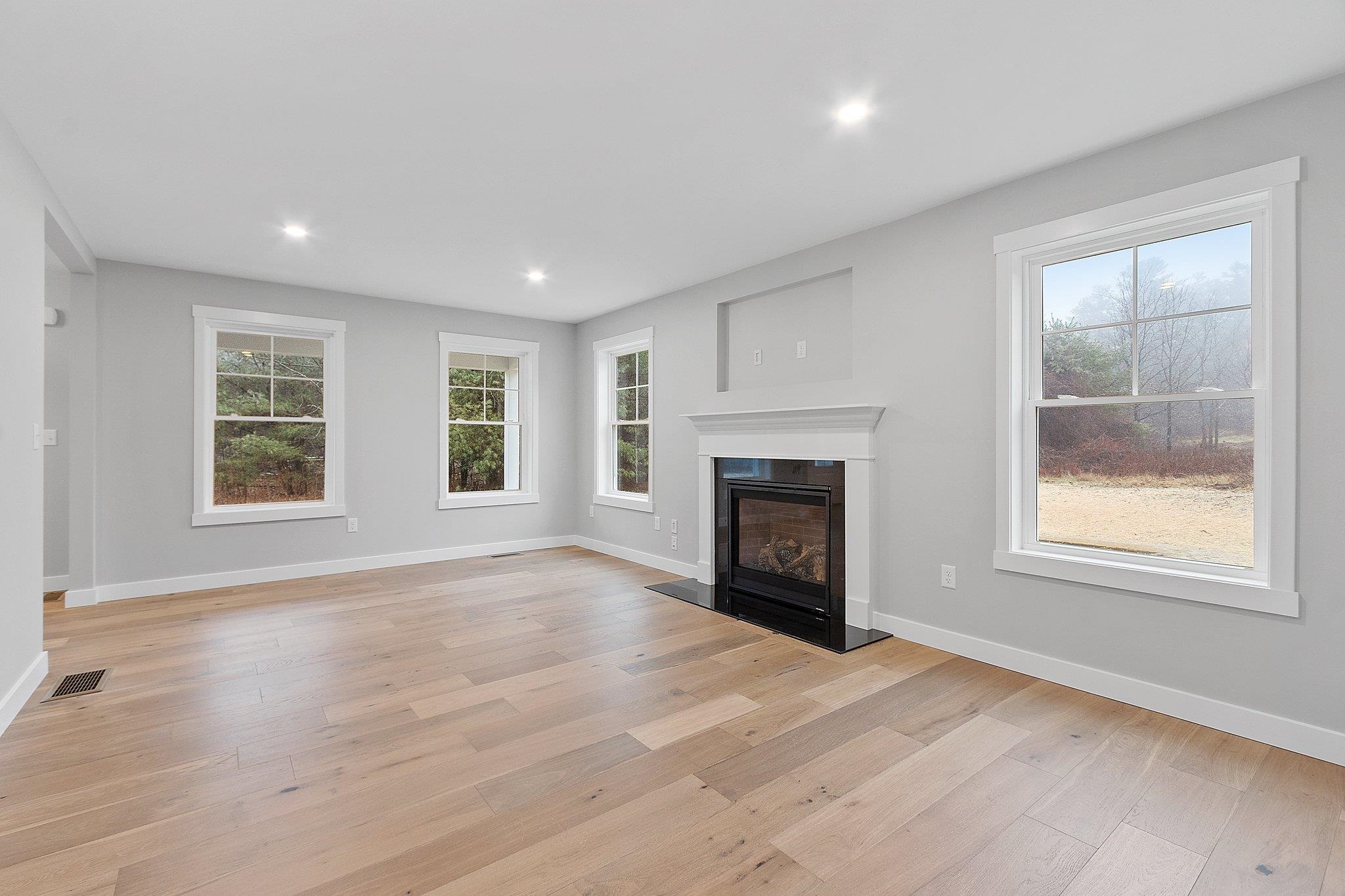 RECESSED LIGHTING IN FAMILY ROOM