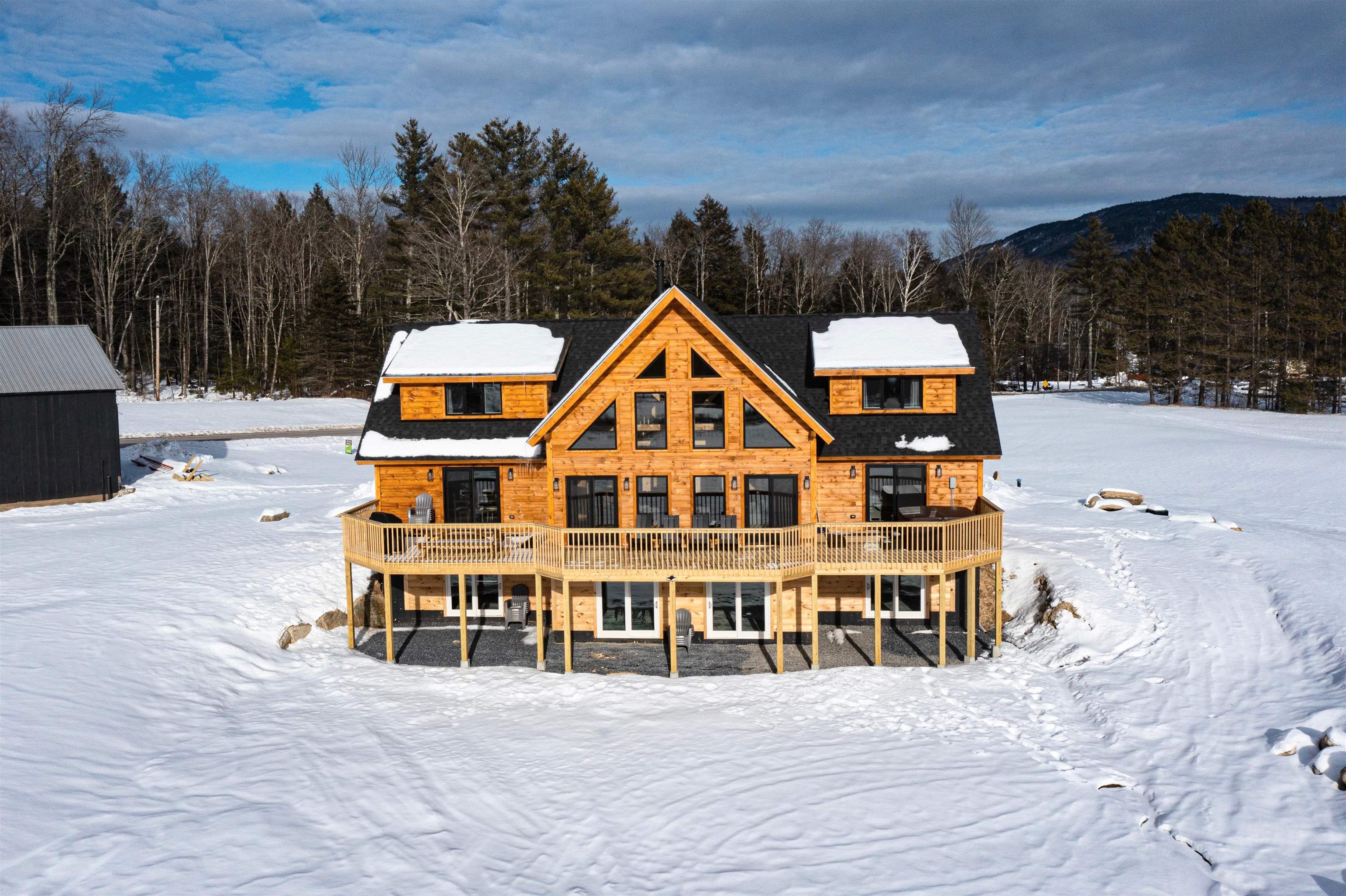 64 Winhall Station Road, Londonderry, VT 05155