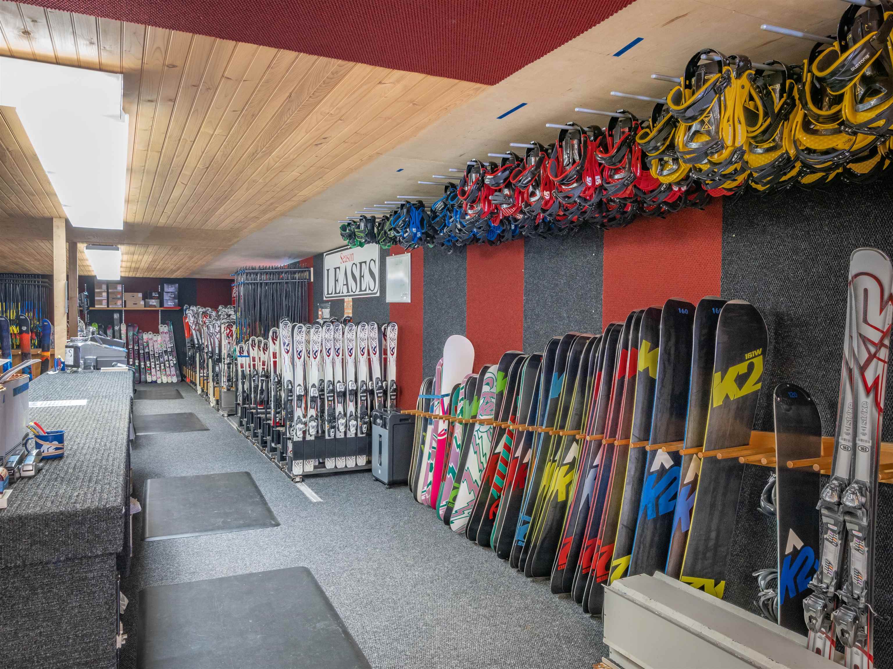 BEAUTIFULLY AND EFFICIENTLY DISPLAYED SKIS AND BOOTS