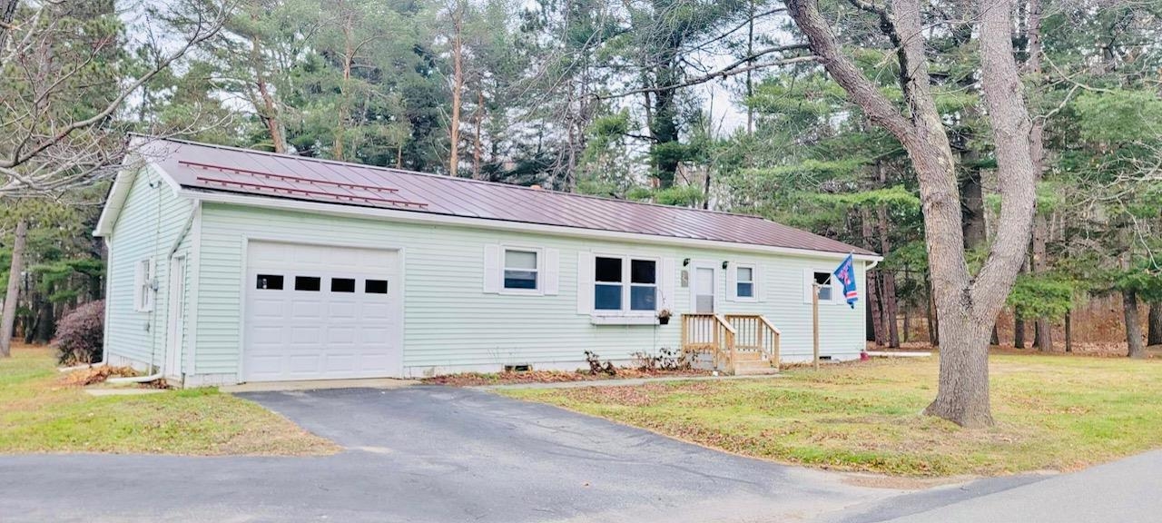 1160 Bluff Road Road , Newport City, VT MLS 4943581 Classic Homes