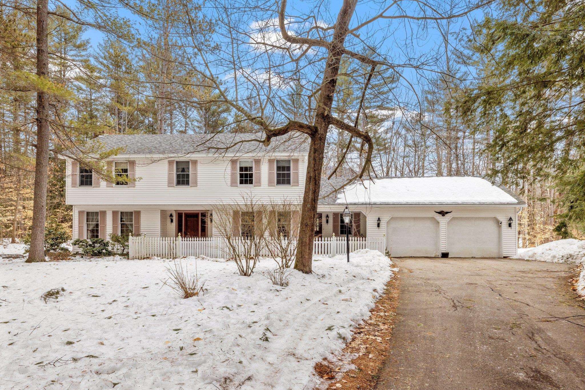 GILFORD NH Home for sale $$544,000 | $241 per sq.ft.