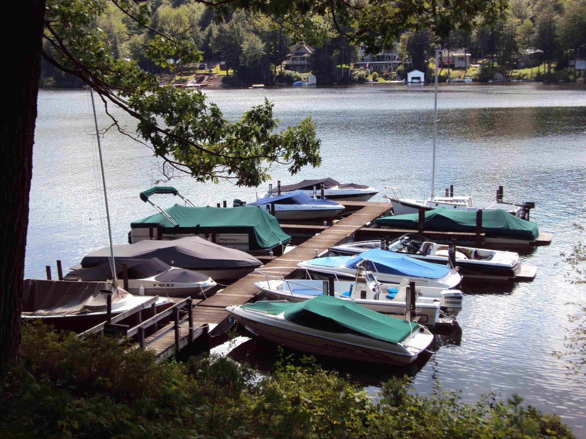 35 Georges Mills Boat Club Lake Sunapee, NH Photo