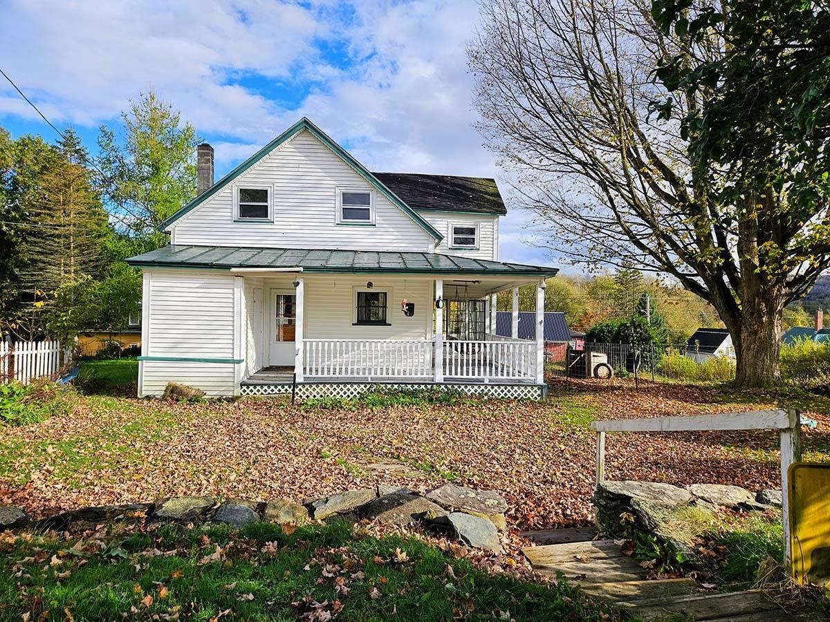 Richford Real Estate 32 Richard Street VT 05476 139,900