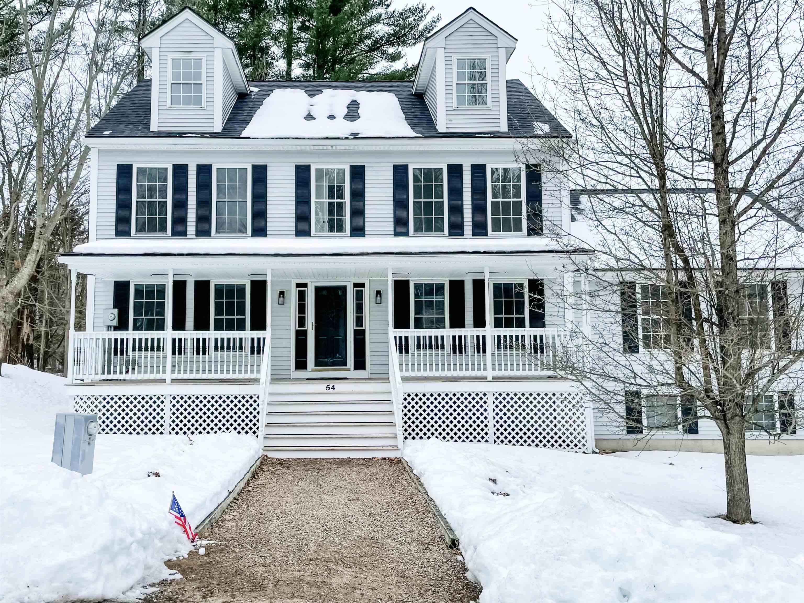 Photo of 54 Lamprey Village Drive Epping NH 03042
