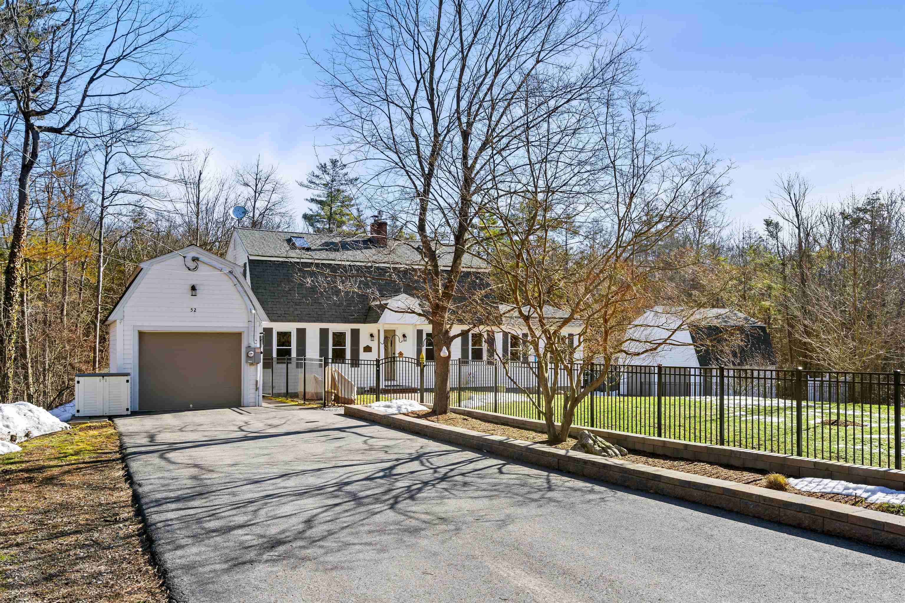 52 Holmeswood Drive, Sandown, NH 03873