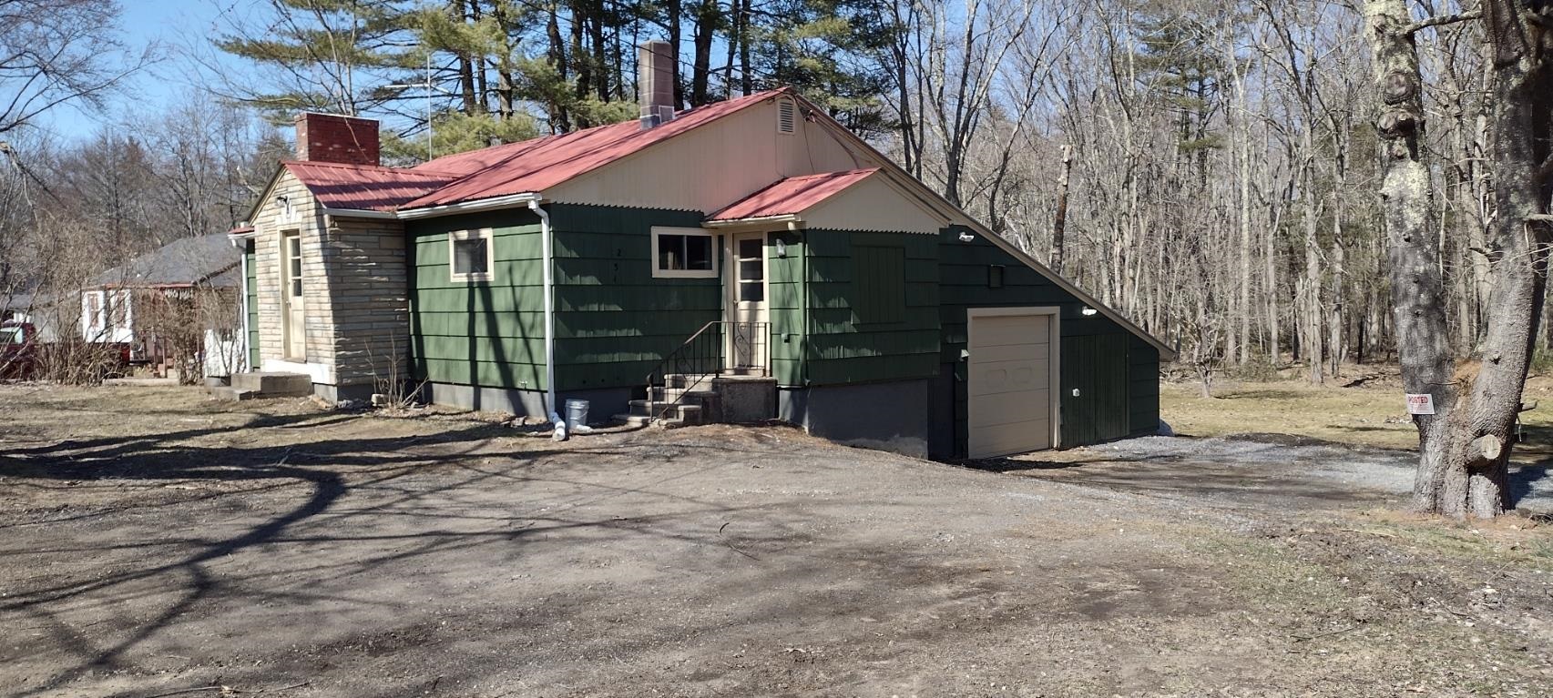 Photo of 254 Exeter Road Epping NH 03042