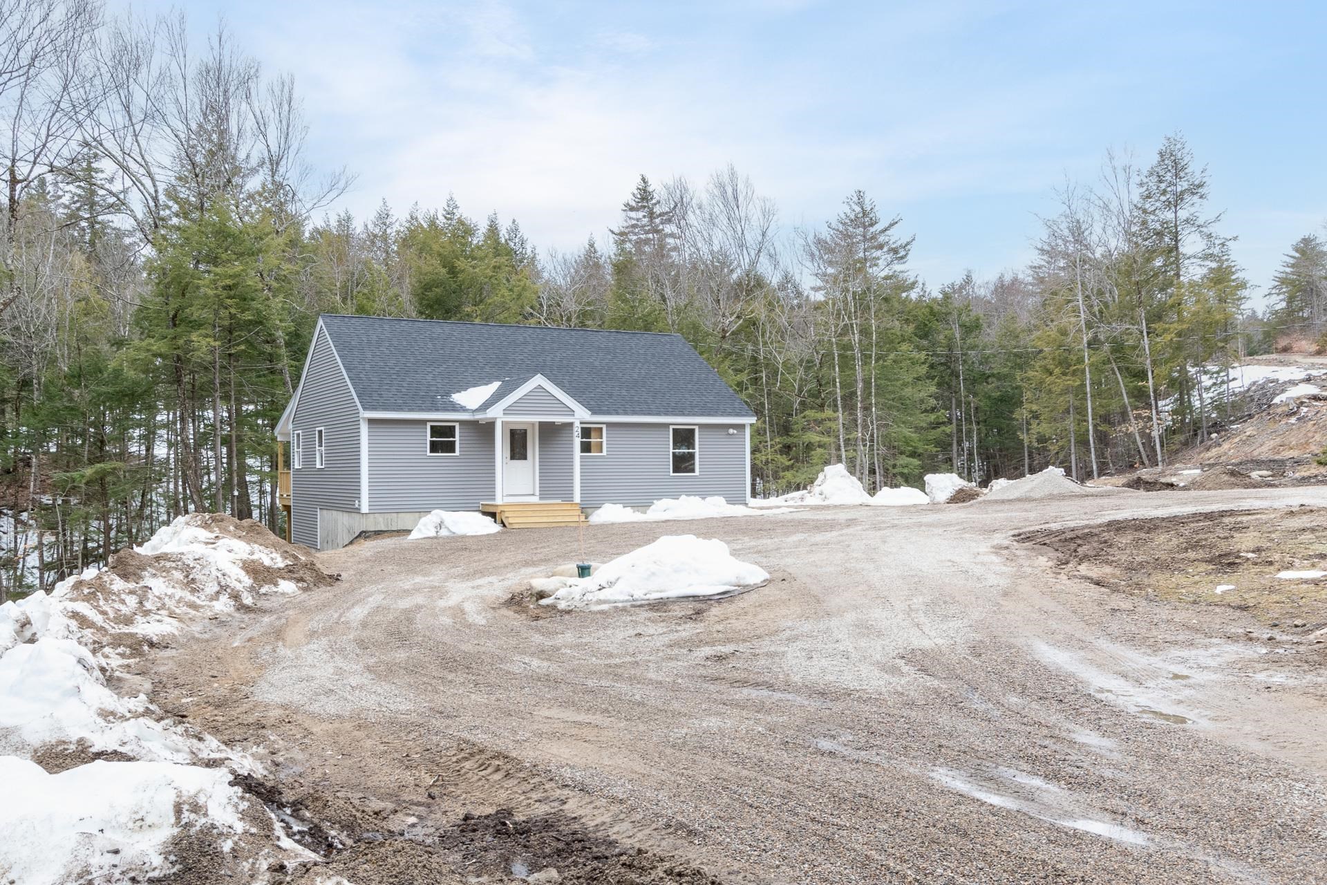 24 Scribner Hill Extension Wakefield, NH Photo