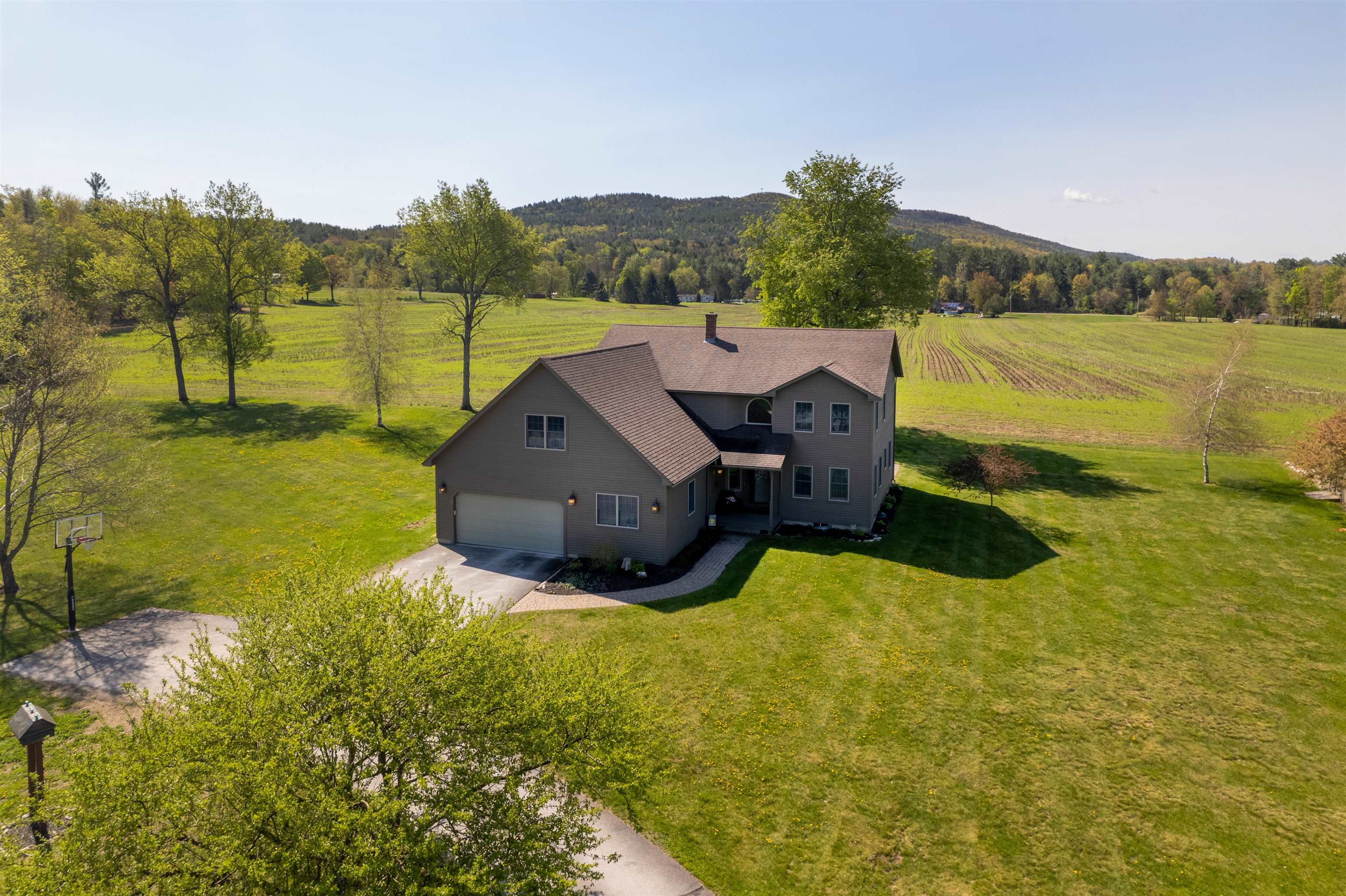 166 Deer Field Acres Road Pittsford, VT Photo