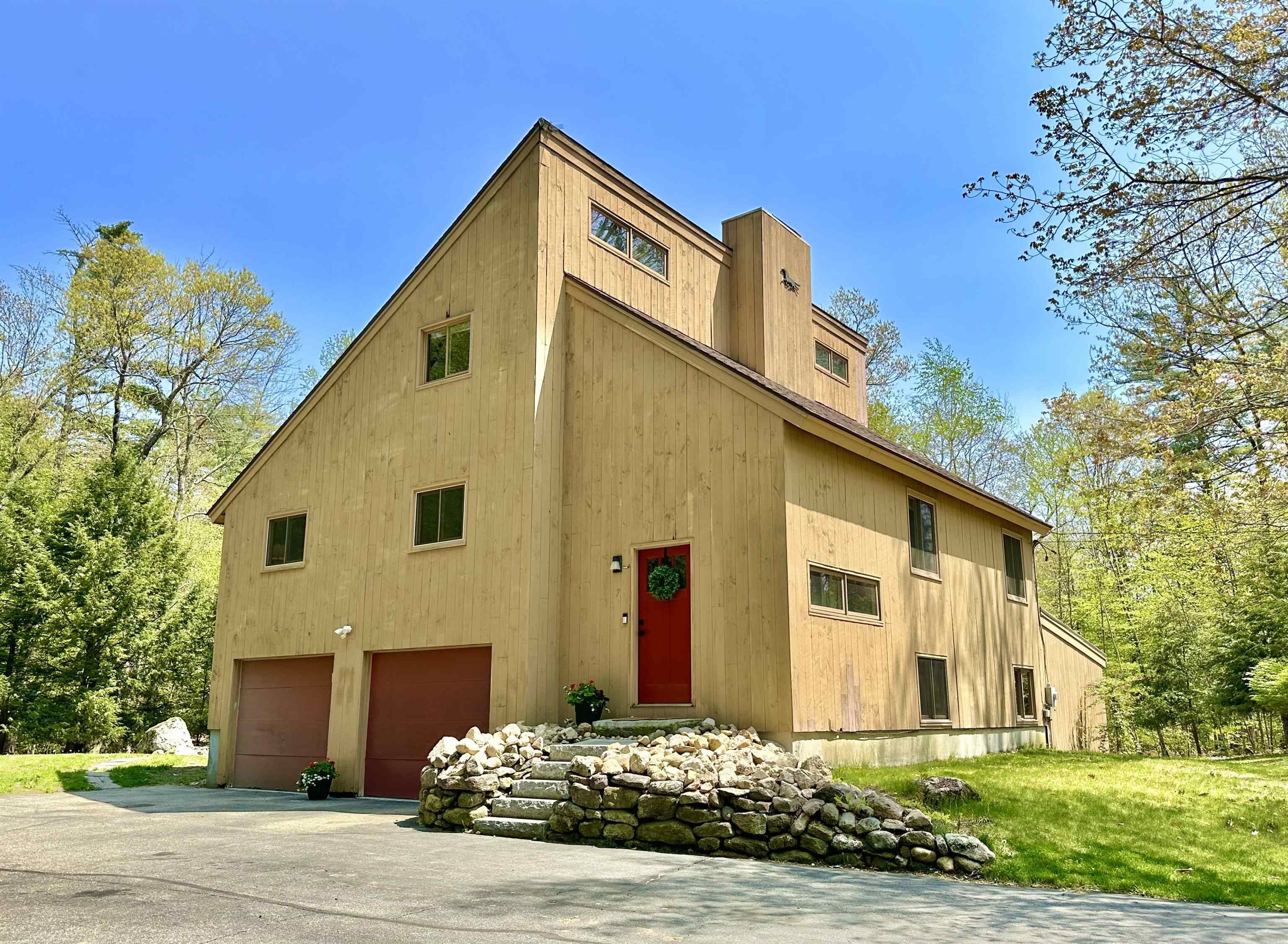 7 Brook Road, Amherst, NH 03031