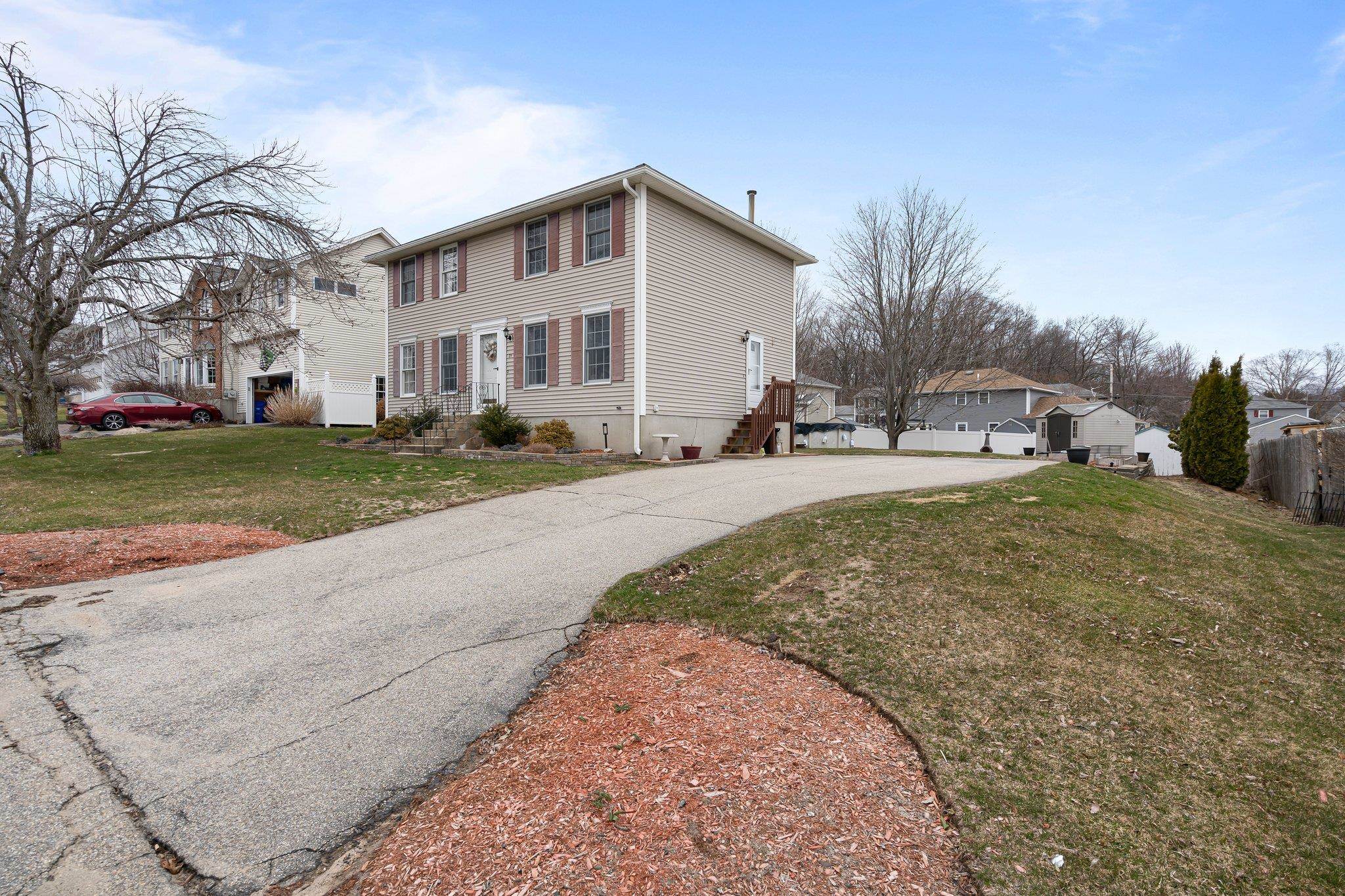Photo of 21 Meadow Lane Manchester NH 03109