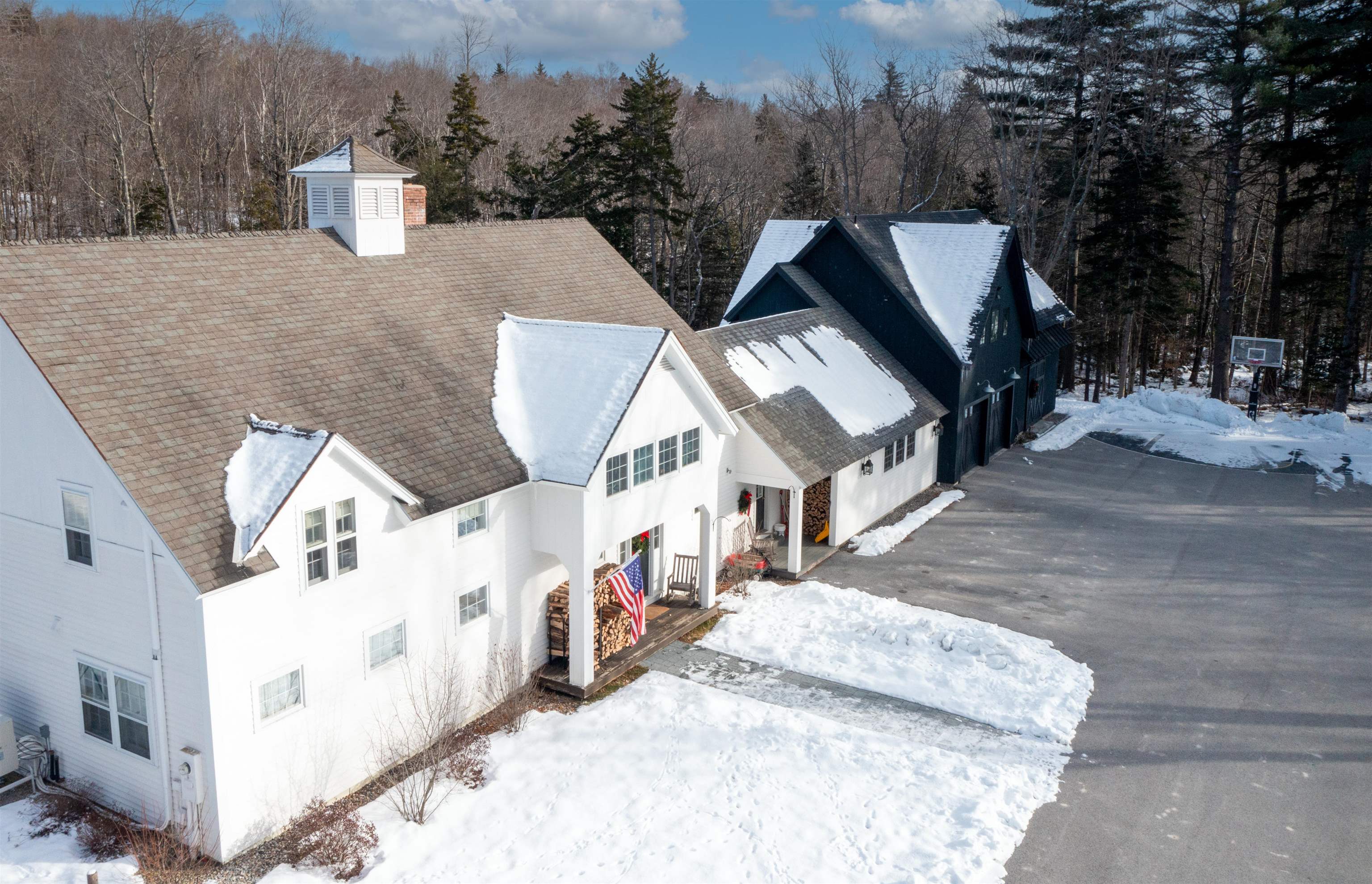 For Sale 30 Stark Farm Road, Winhall, VT 05340 6 Beds / 3 Full Baths