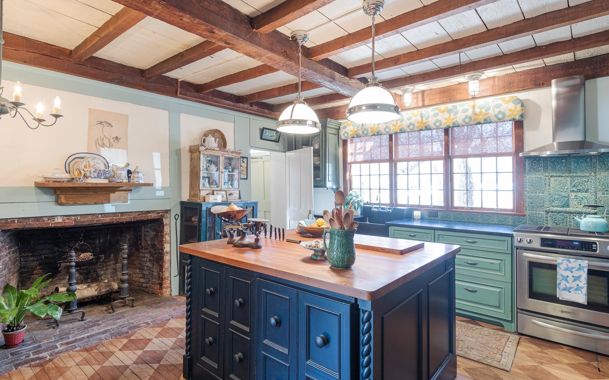 Featured Listing Photo