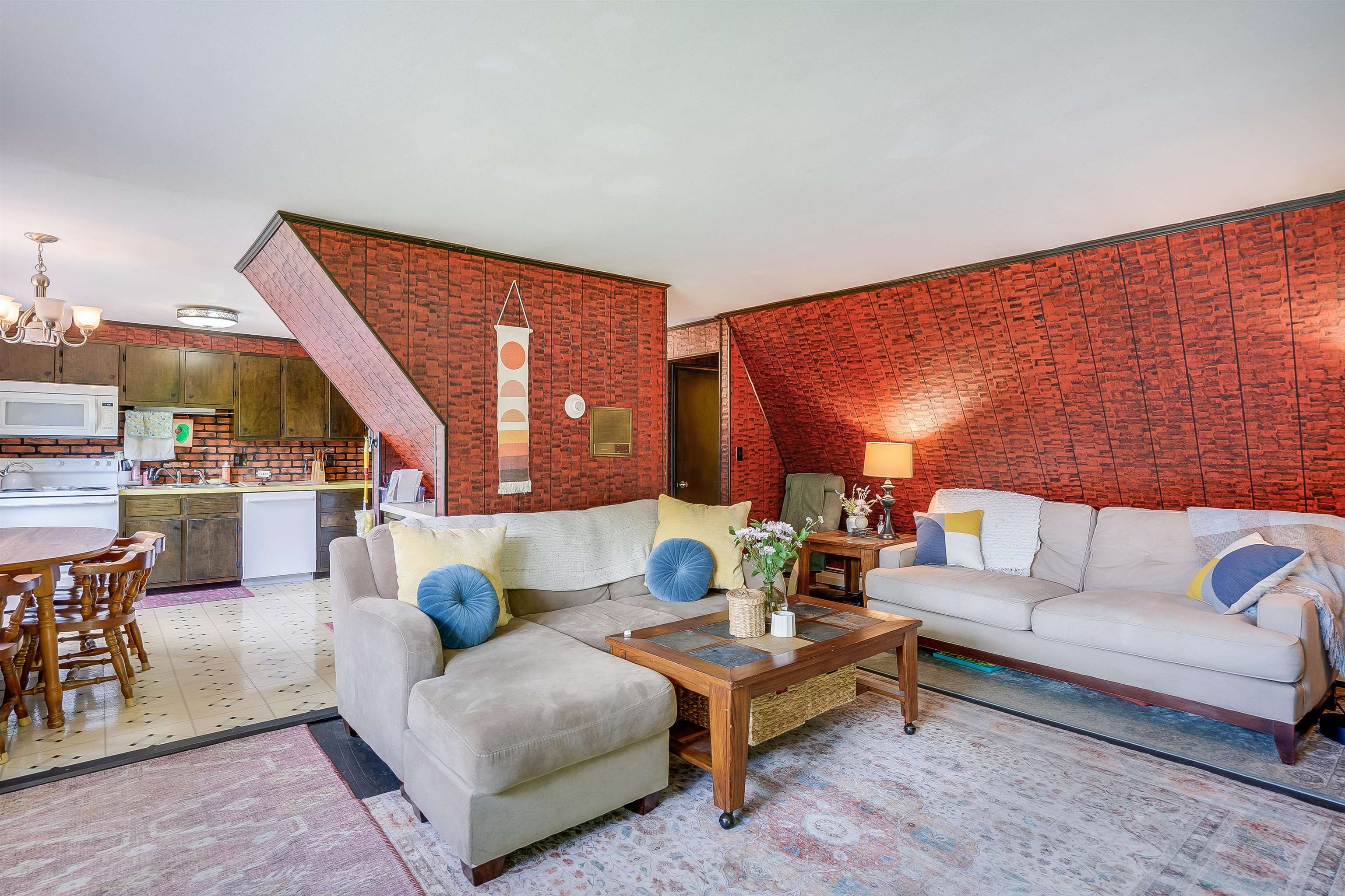 84 TUTTLE LANE, Greenland, NH 03840 PrimeMLS