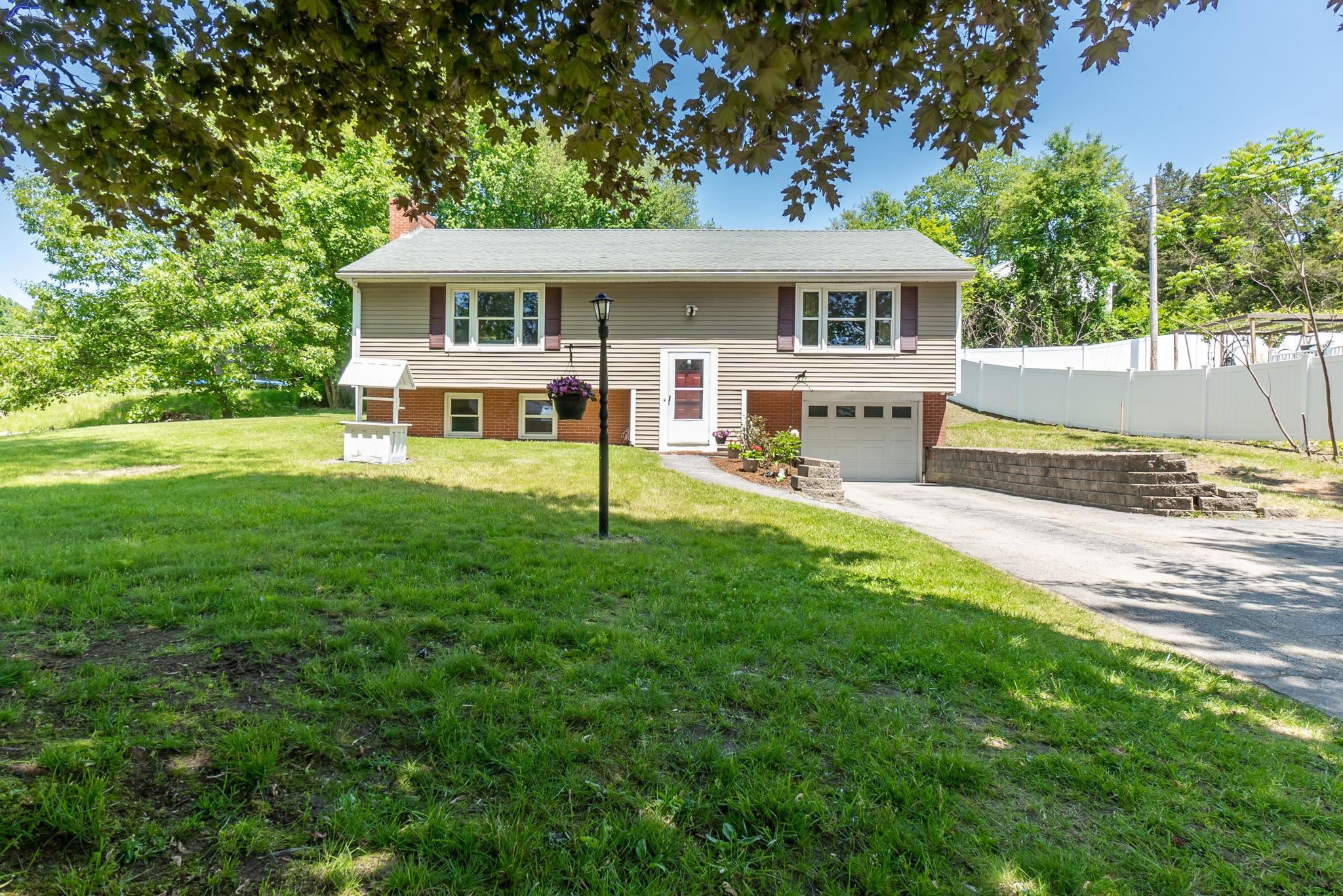 39 Webster Street, Hudson, NH 03051