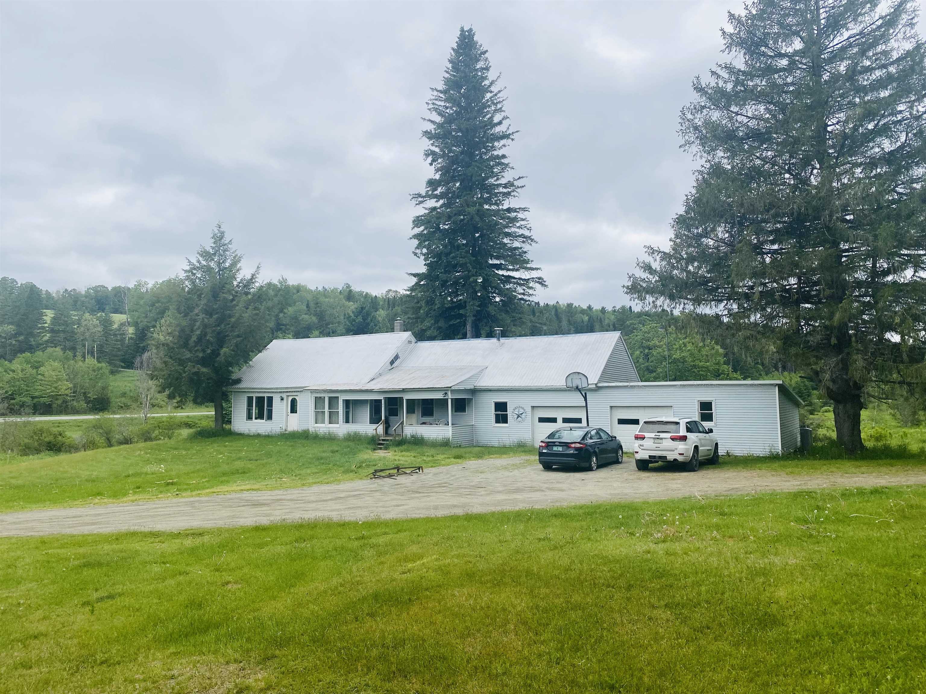 For Sale 77 Fisher Folly Drive, Hardwick, VT 05843 3 Beds / 1 Full