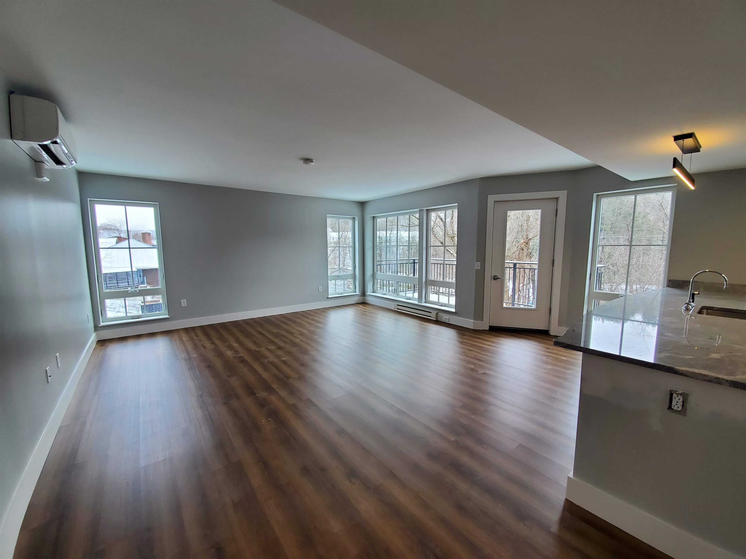 For Lease 195 Mechanic Street, 207, Lebanon, NH 03766 2 Beds / 1