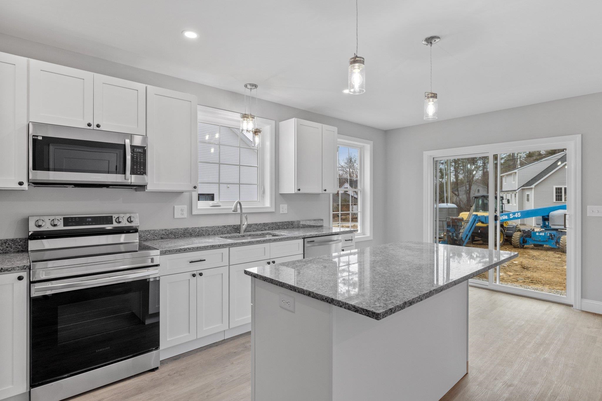 For Sale 8 Ashuelot Drive, Tilton, NH 03276 4 Beds / 2 Full Baths / 1 3/4 Bath 647,777