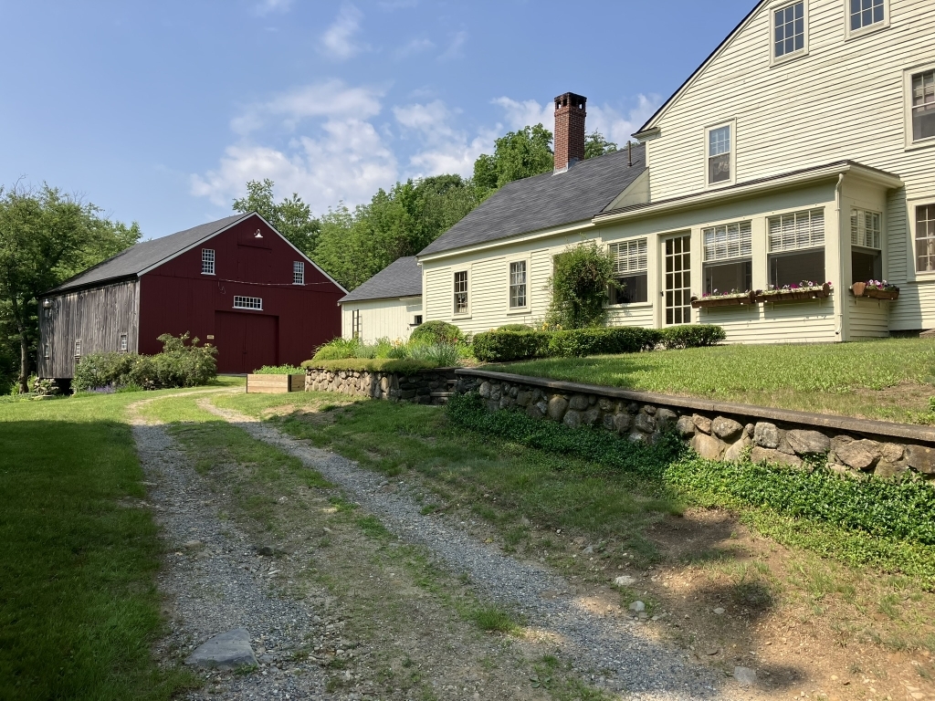 198 Beach Plain Road, Danville, NH 03819