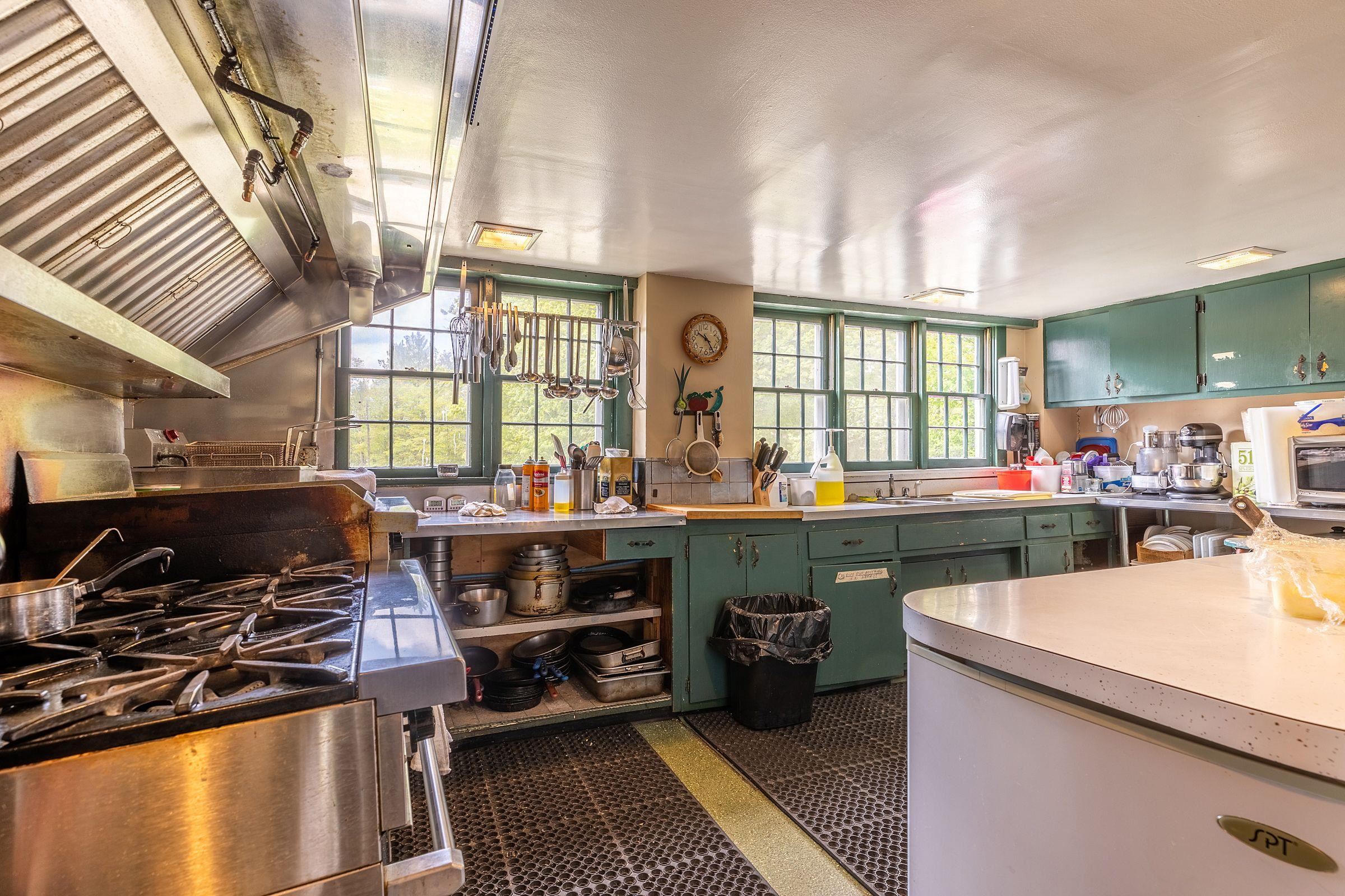 Full-service kitchen with a flair