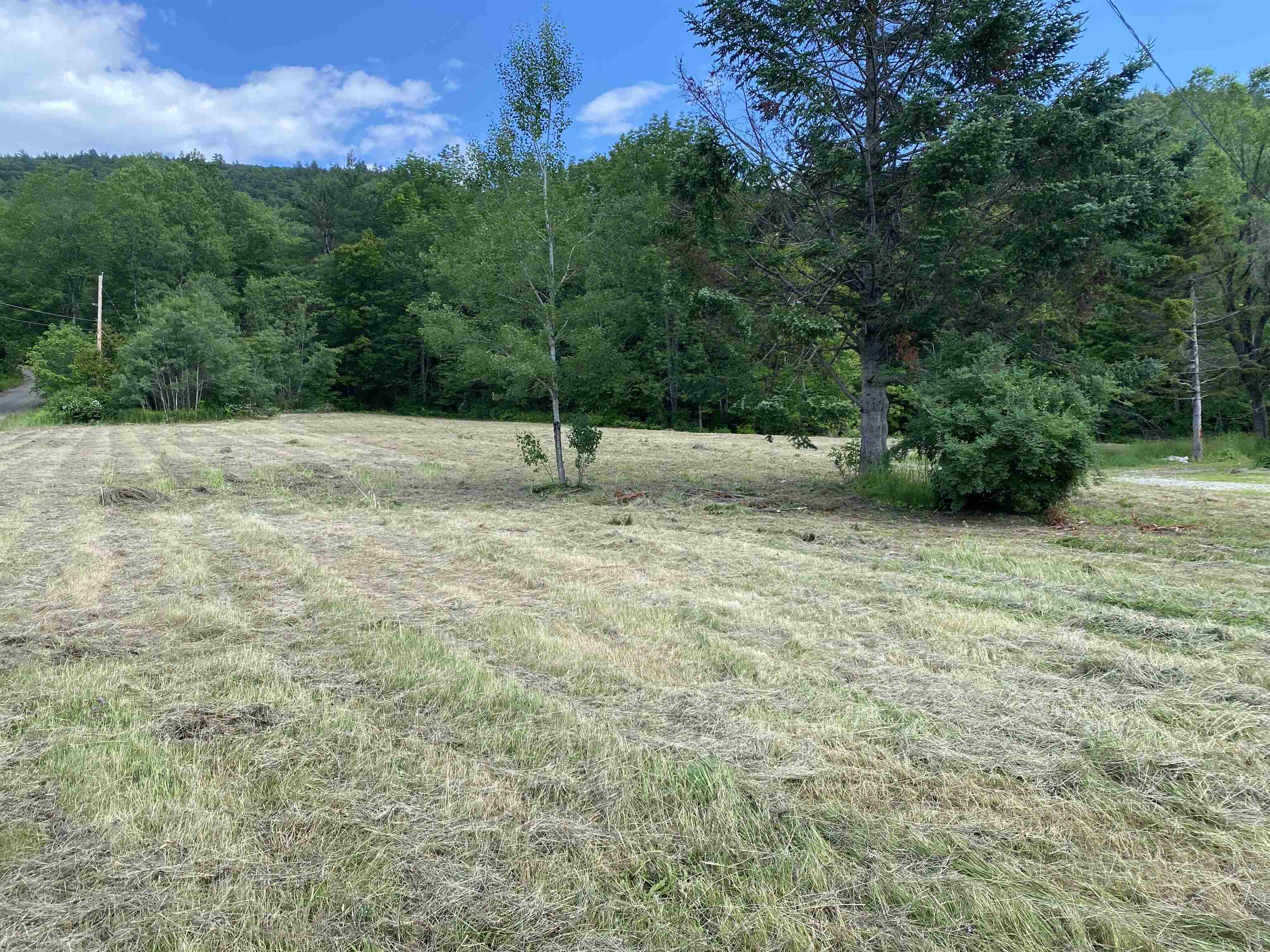 Townshend Vermont ,3.6 acre lot, No zoning , open...