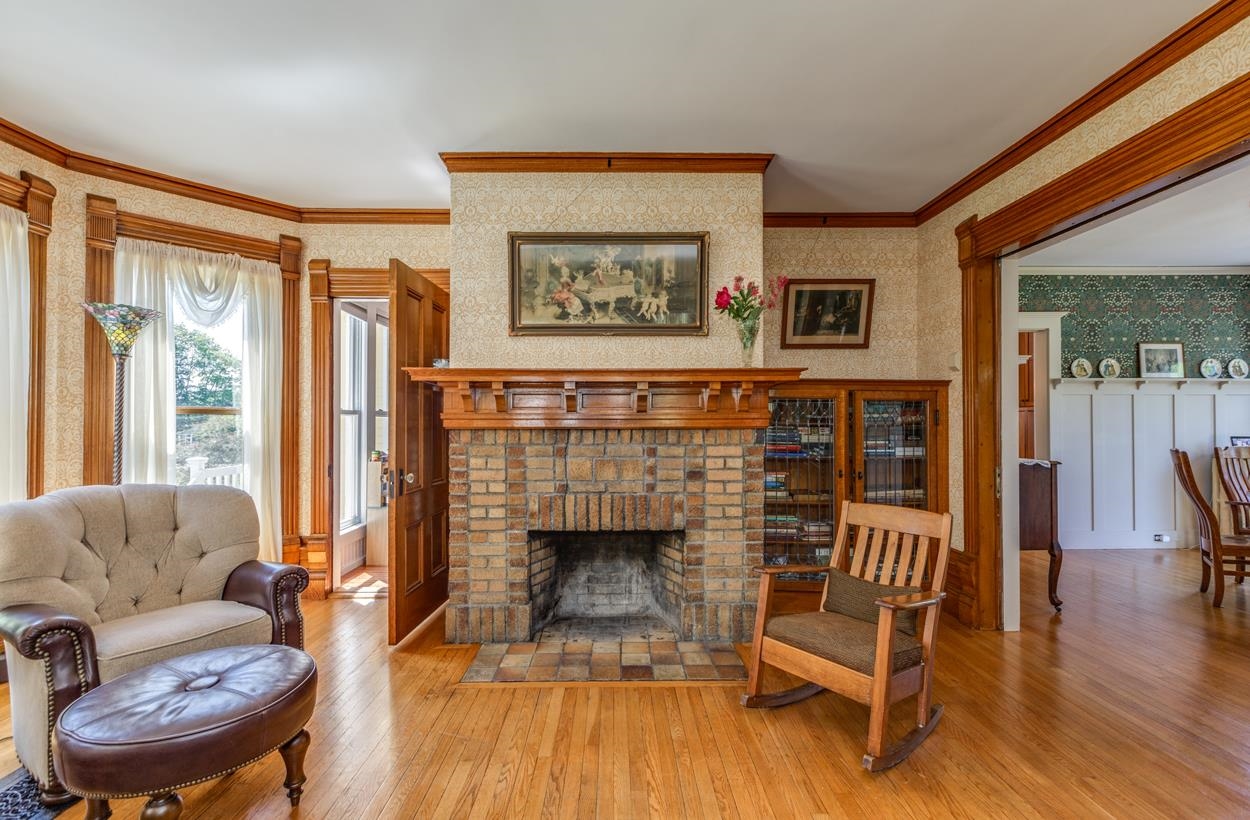 262 PLEASANT STREET, Laconia, NH 03246 PrimeMLS